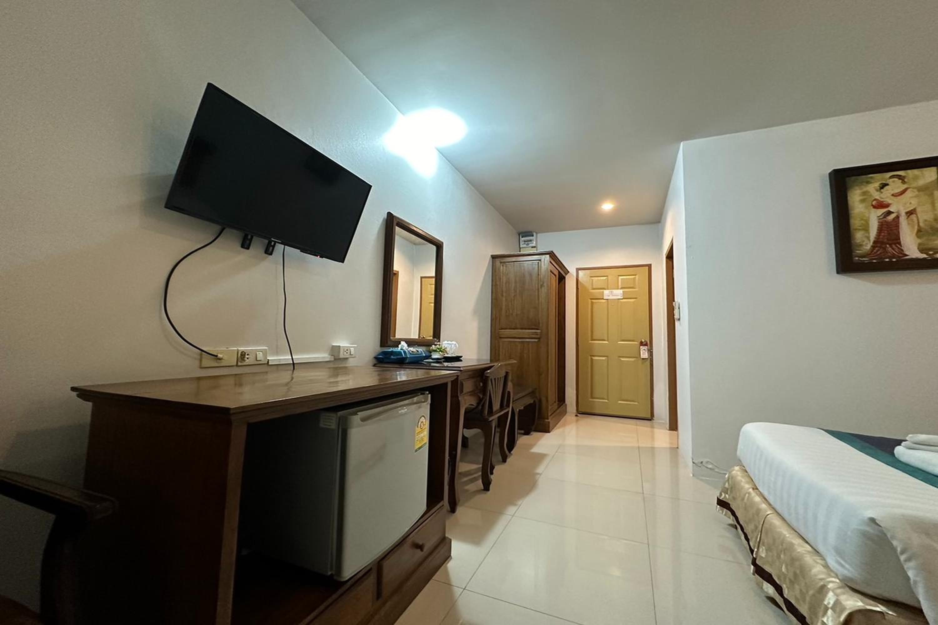 Superior Twin Room - Photo 8