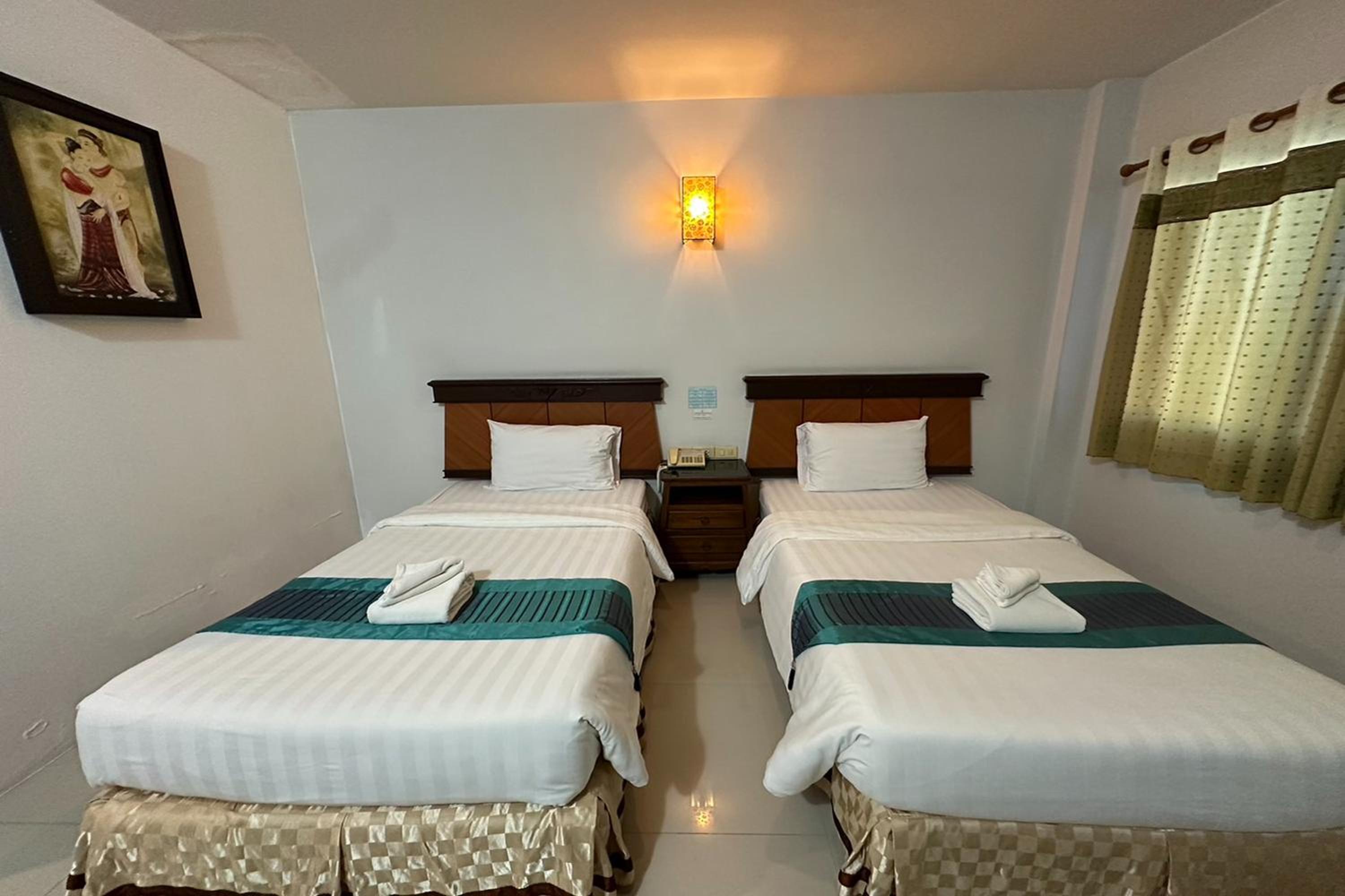 Superior Twin Room - Photo 16