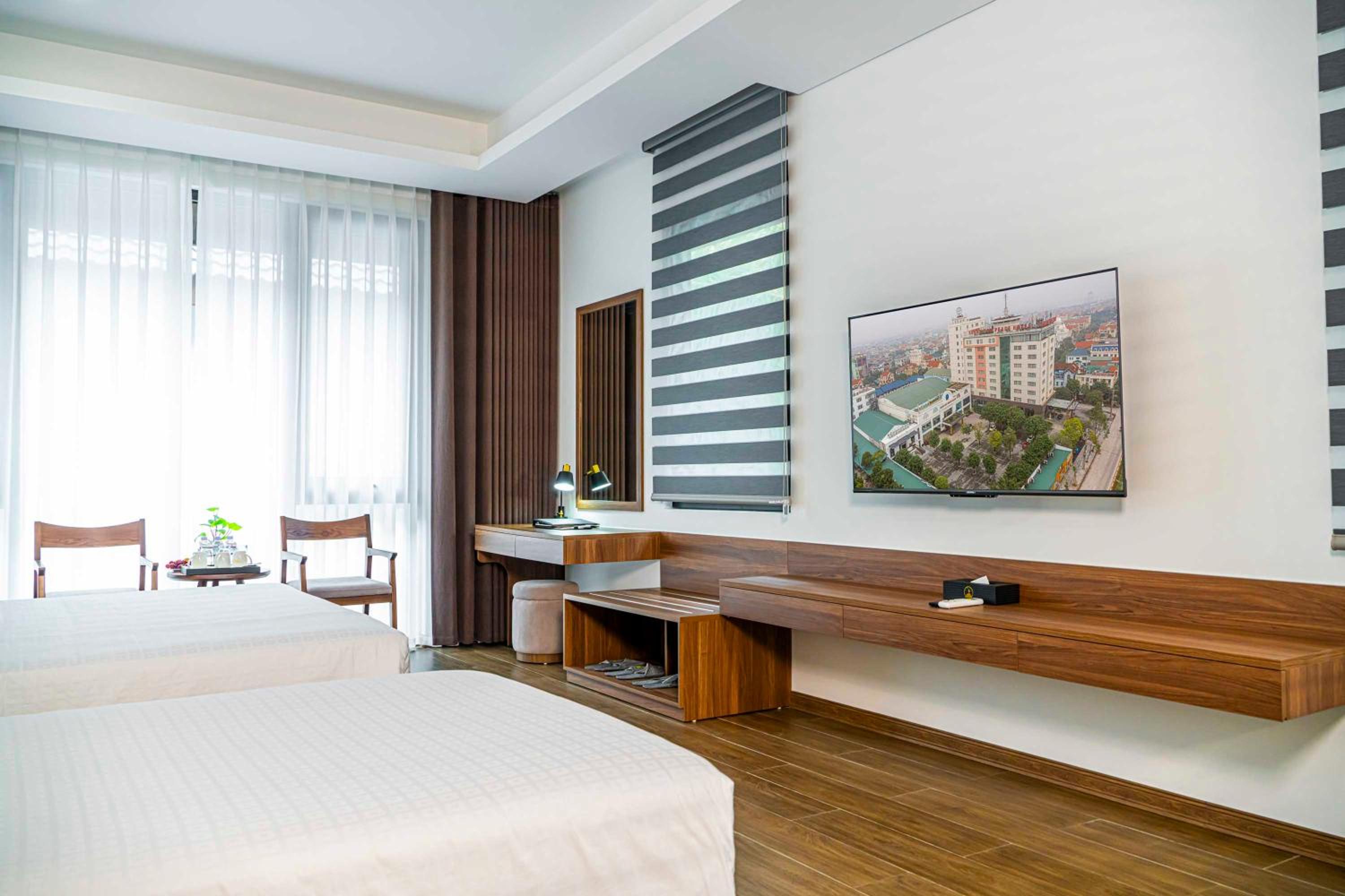 Twin Room with Garden View - Photo 12