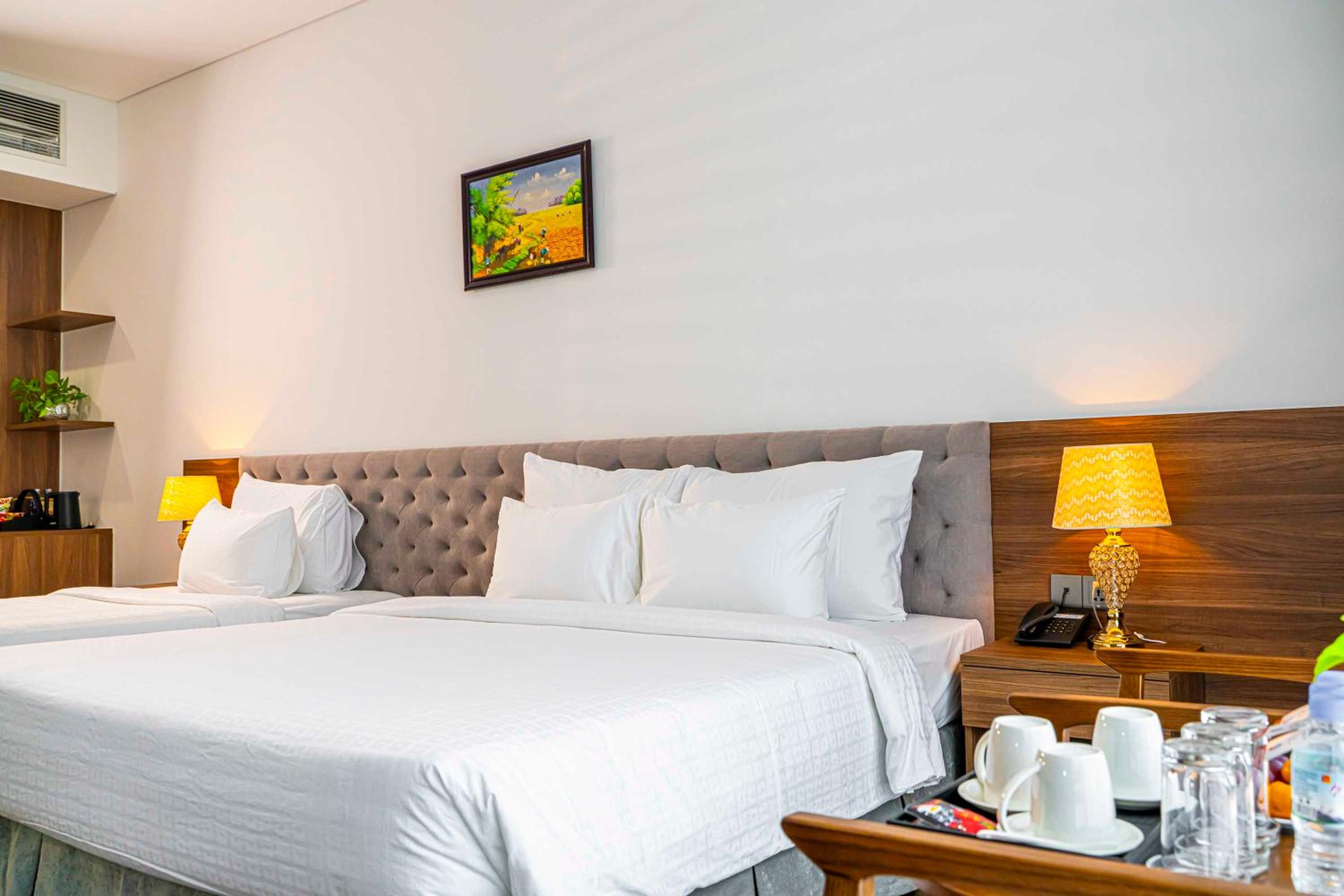 Twin Room with Garden View - Photo 11