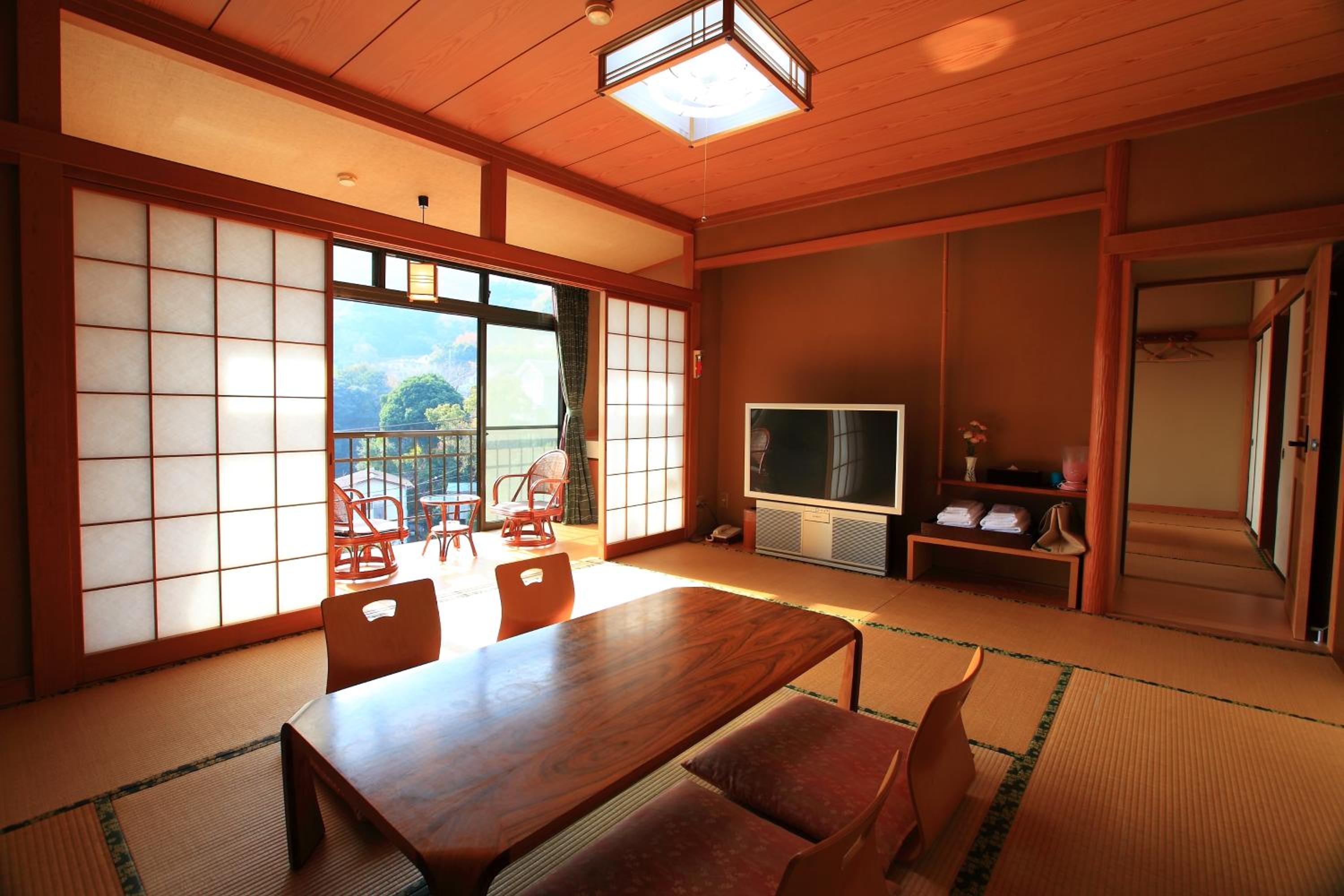 Japanese-Style Room with Sea View - Photo 3