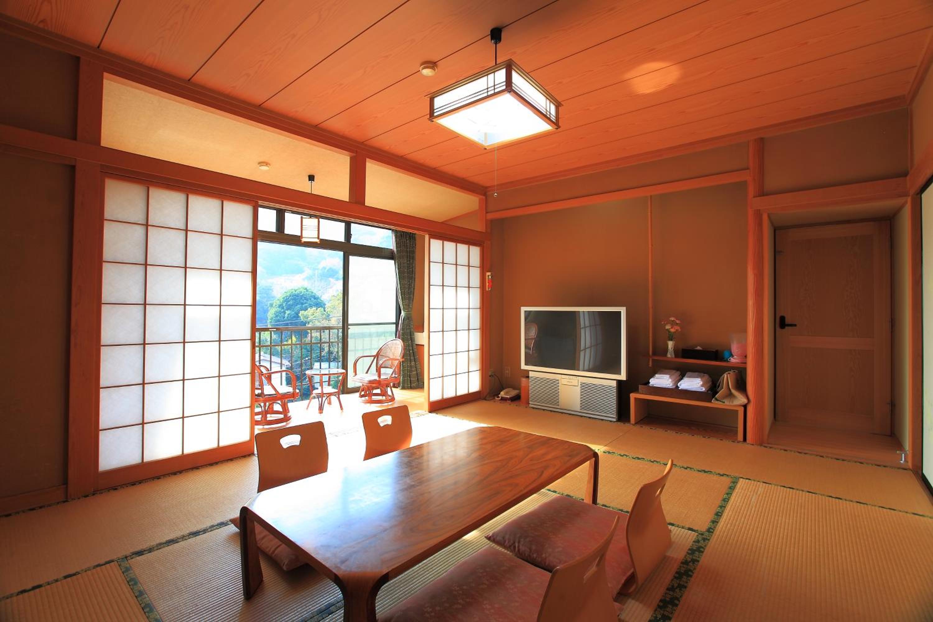 Japanese-Style Room with Sea View - Photo 2