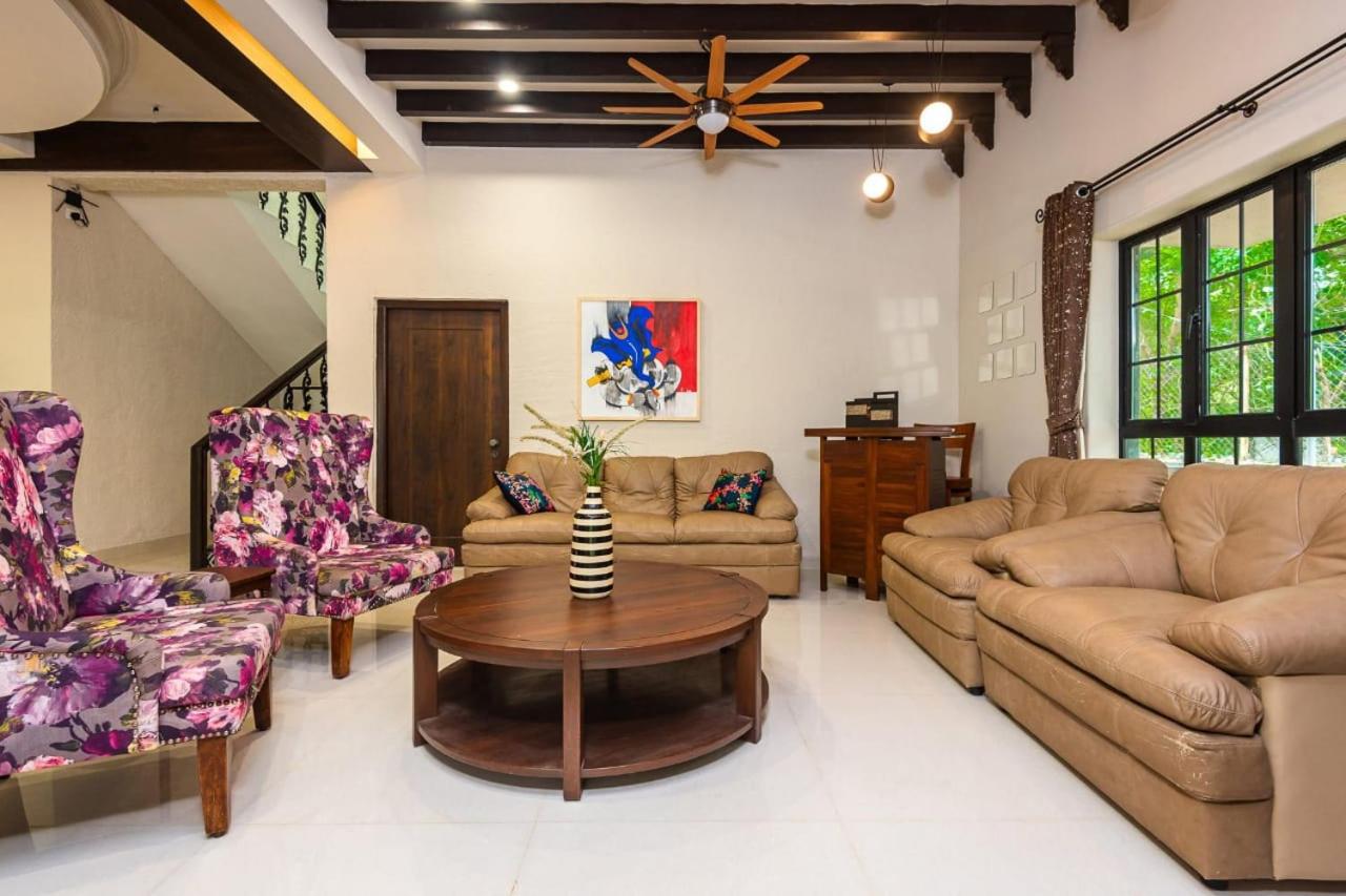 Villa photo 1
