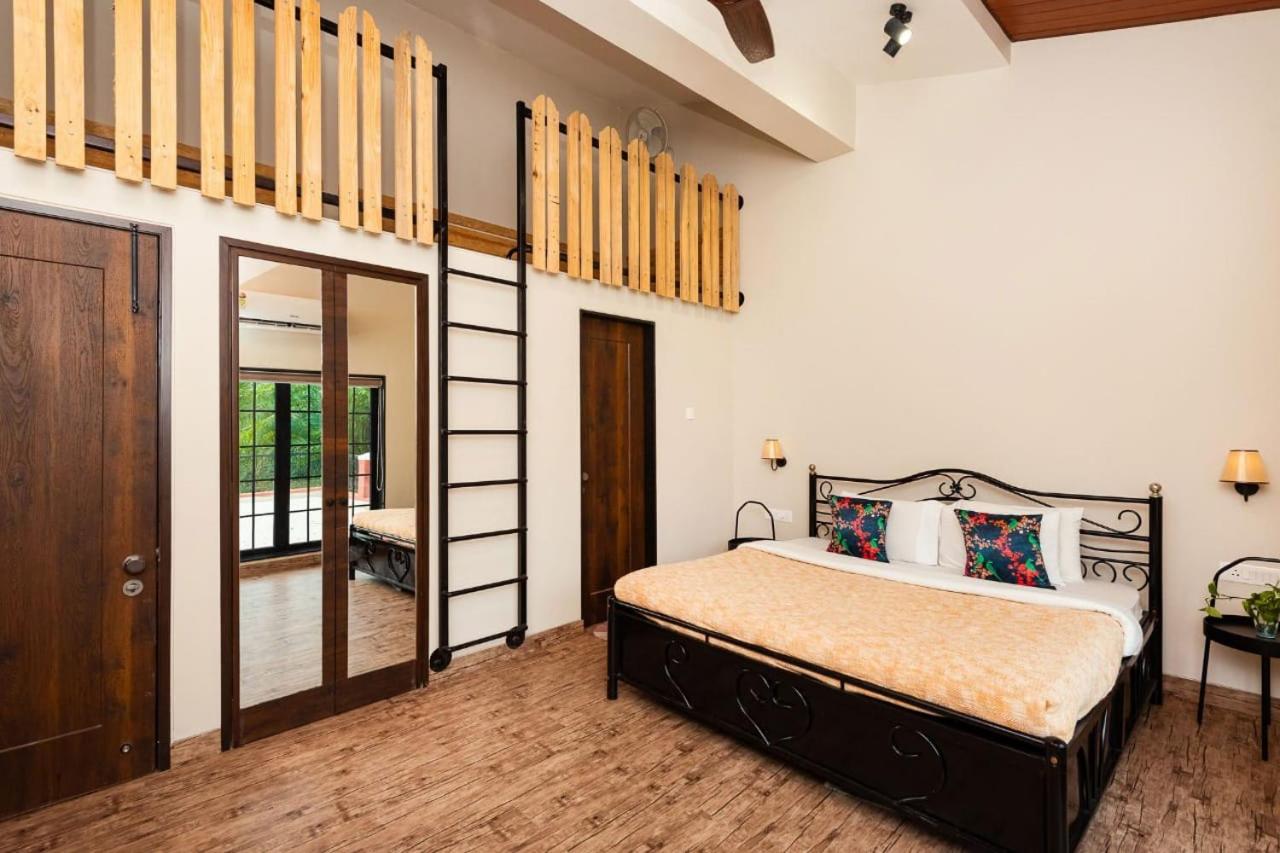 Villa photo 3