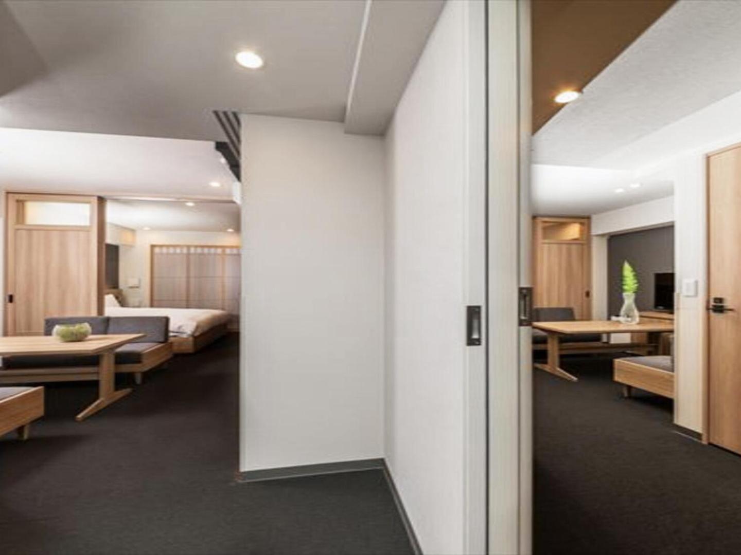 Connecting Apartment