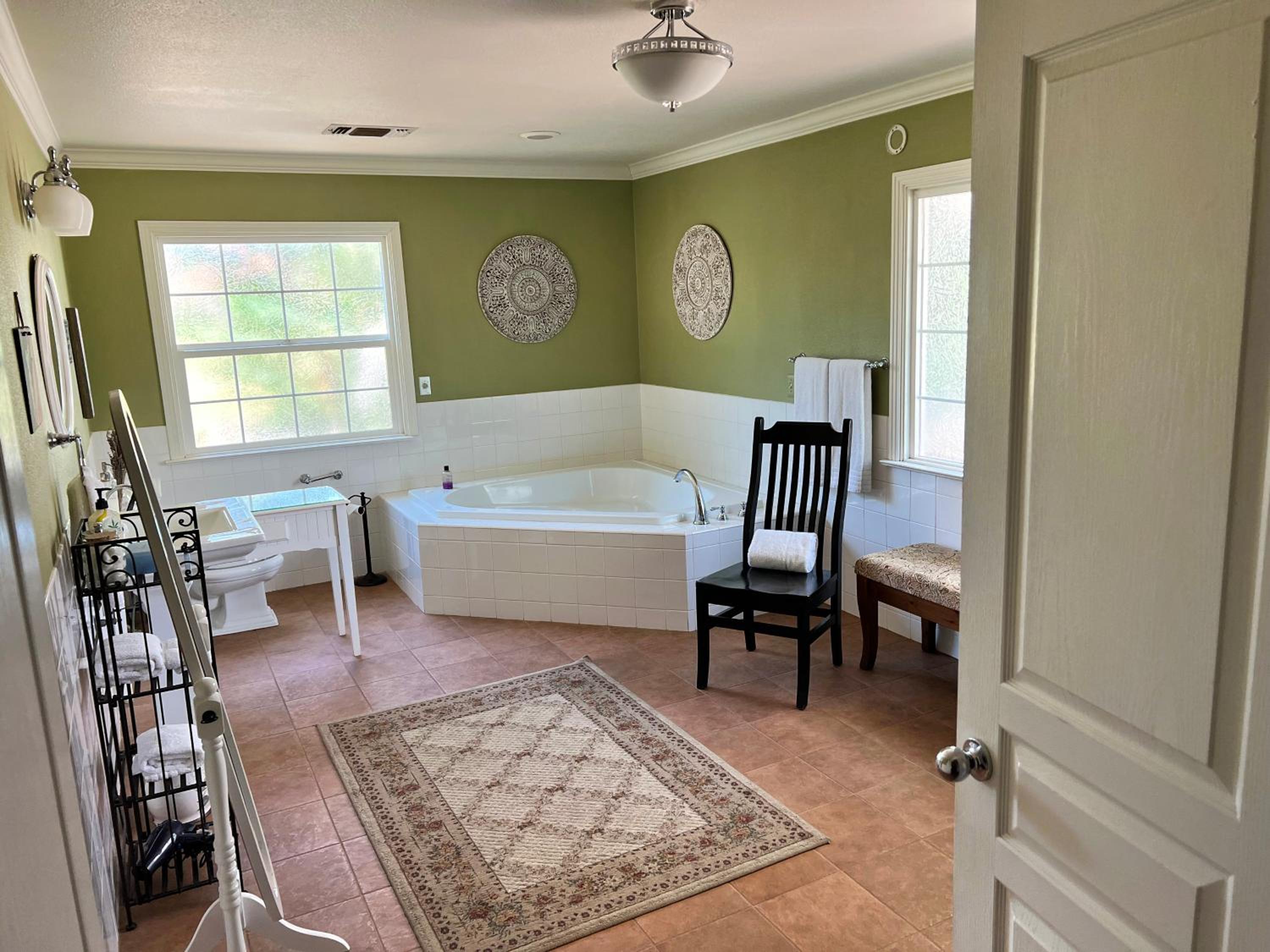 Deluxe Family Room photo 2