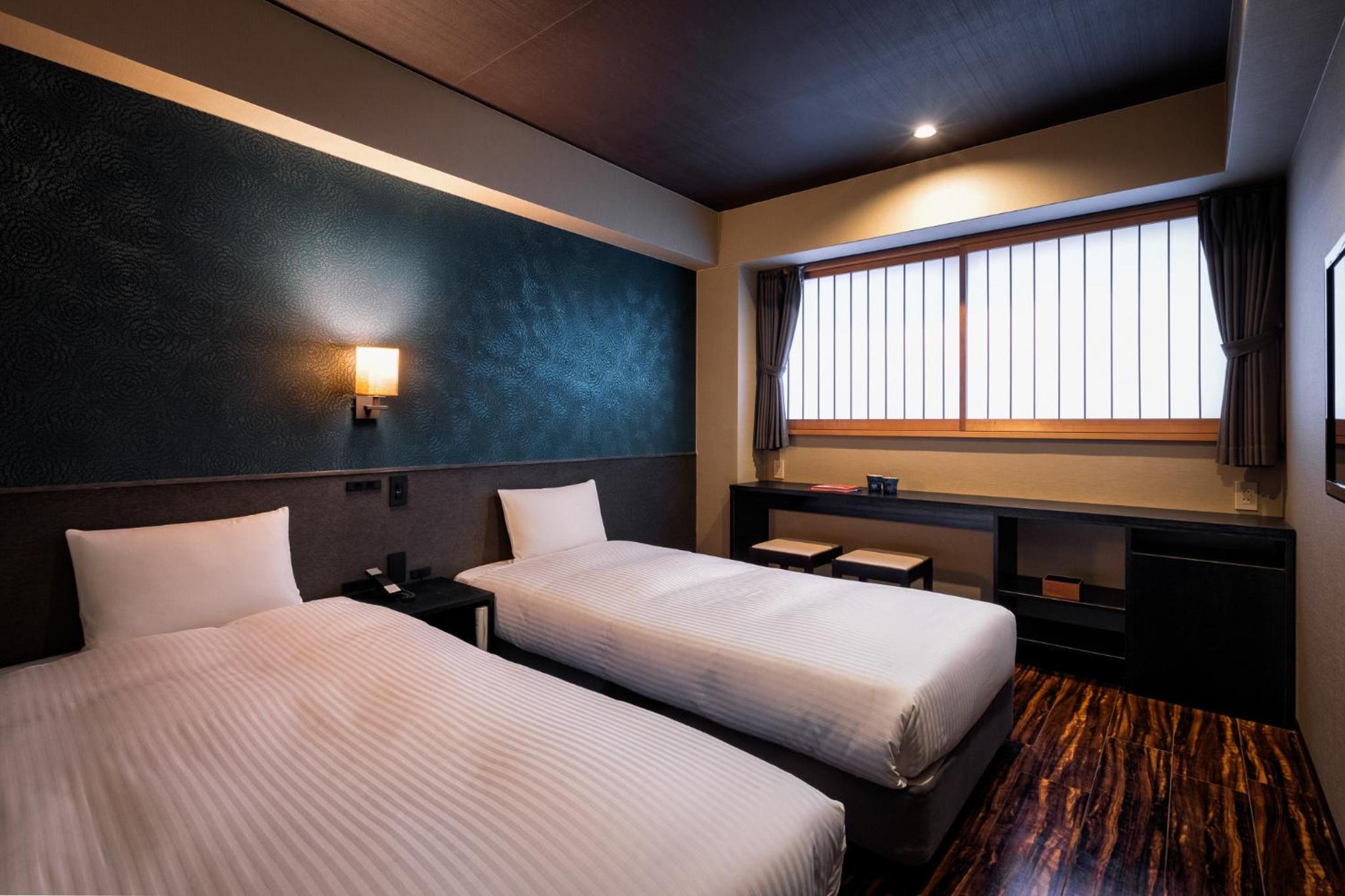 Standard Twin Room photo 1