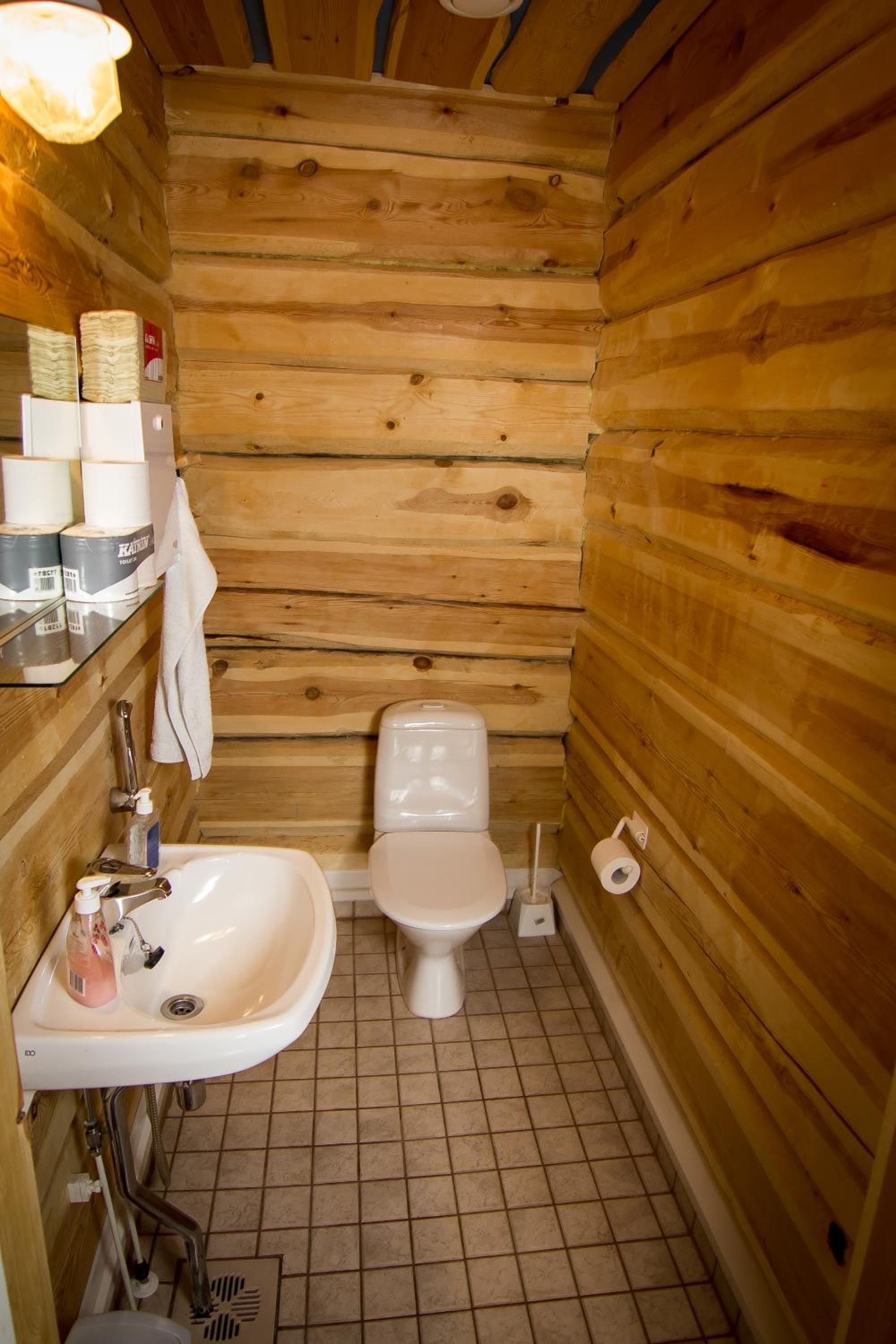 Standard Twin Room With Shared Bathroom photo 3