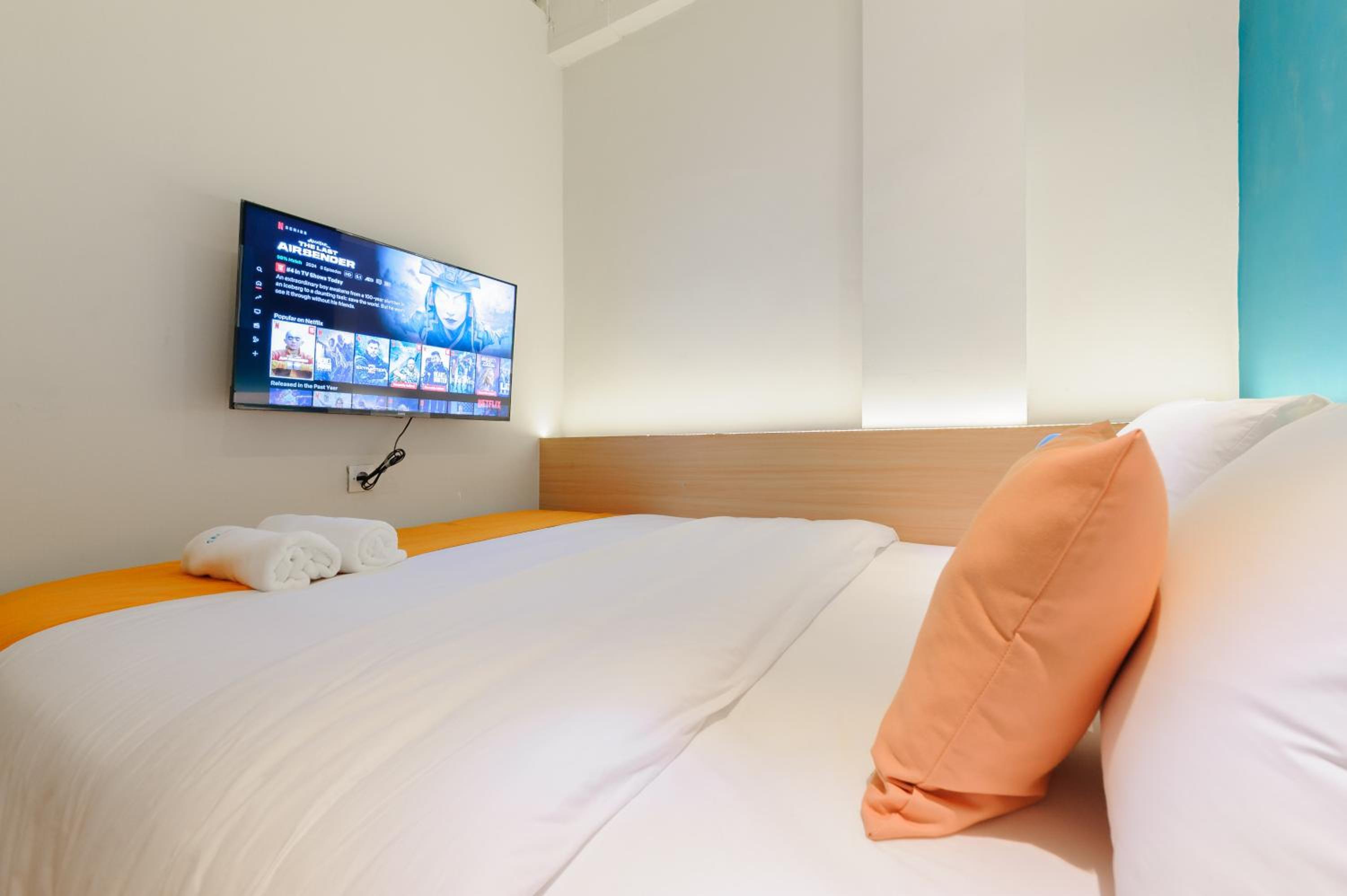 Deluxe Double Room - Photo 11