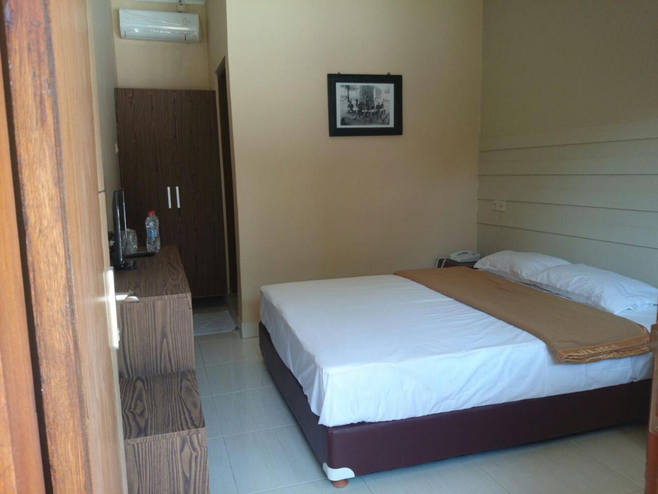 Standard Twin Room photo 2