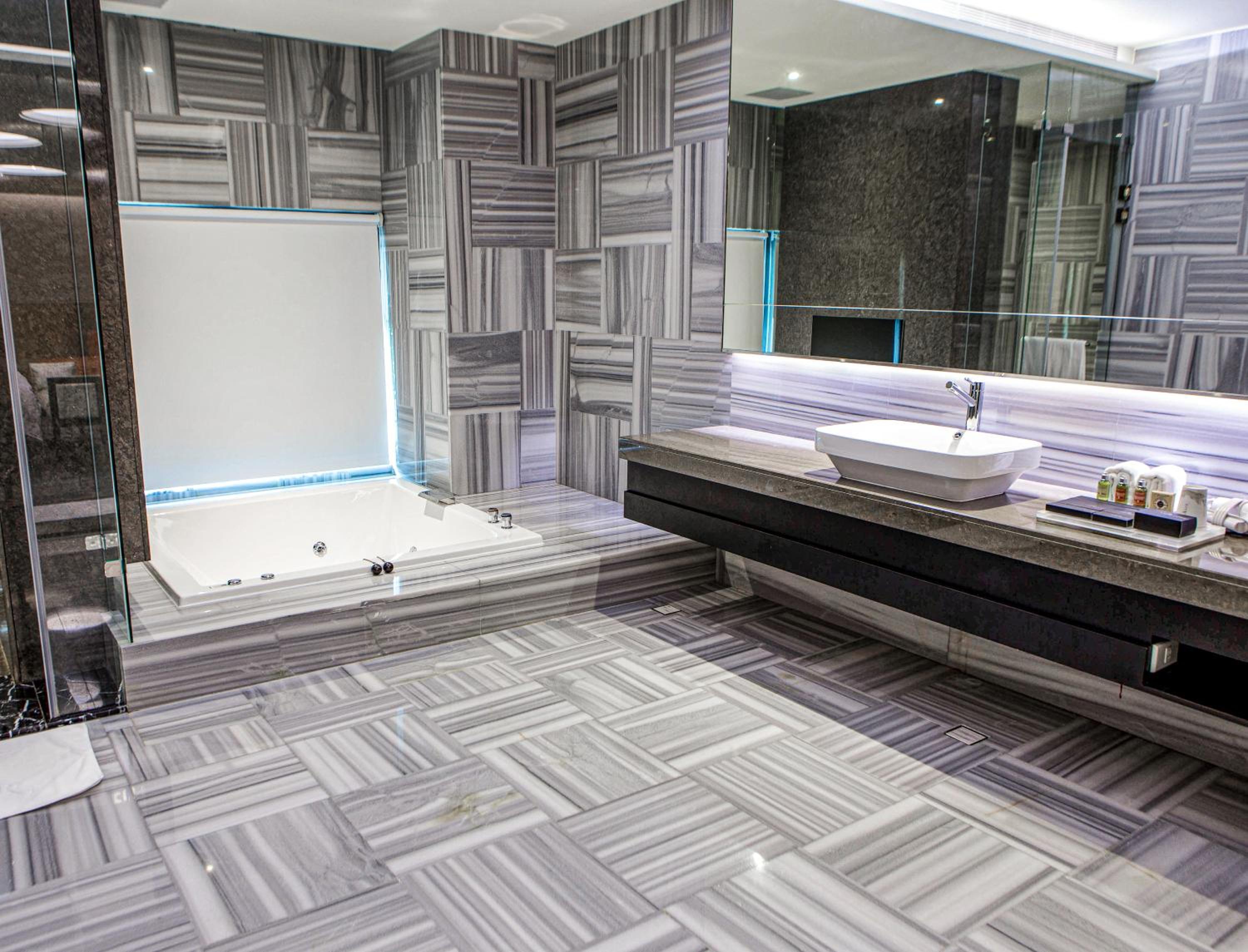 Flagship Suite  - Photo 10