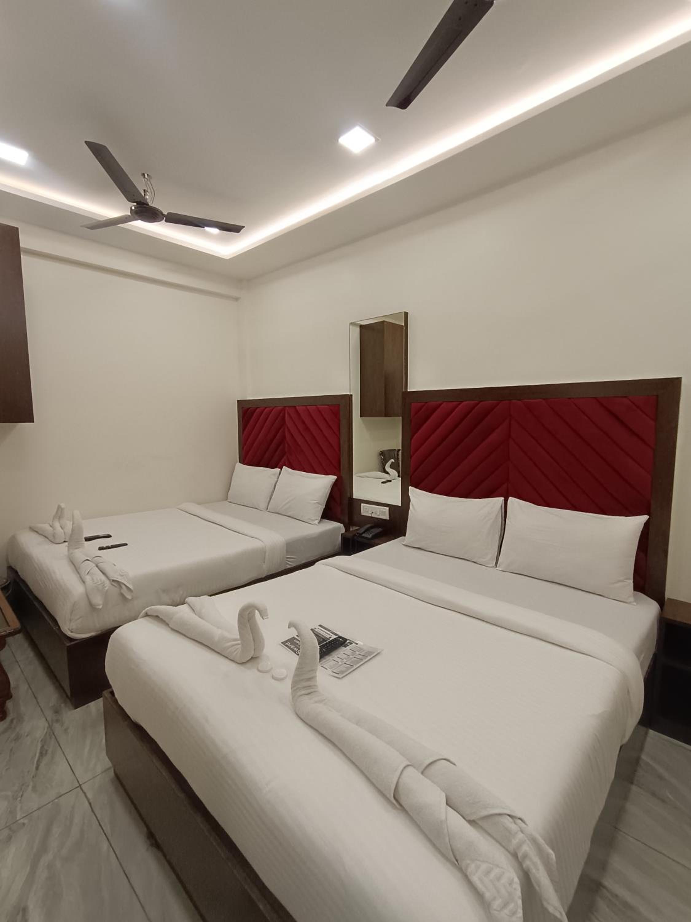Deluxe Quadruple Room