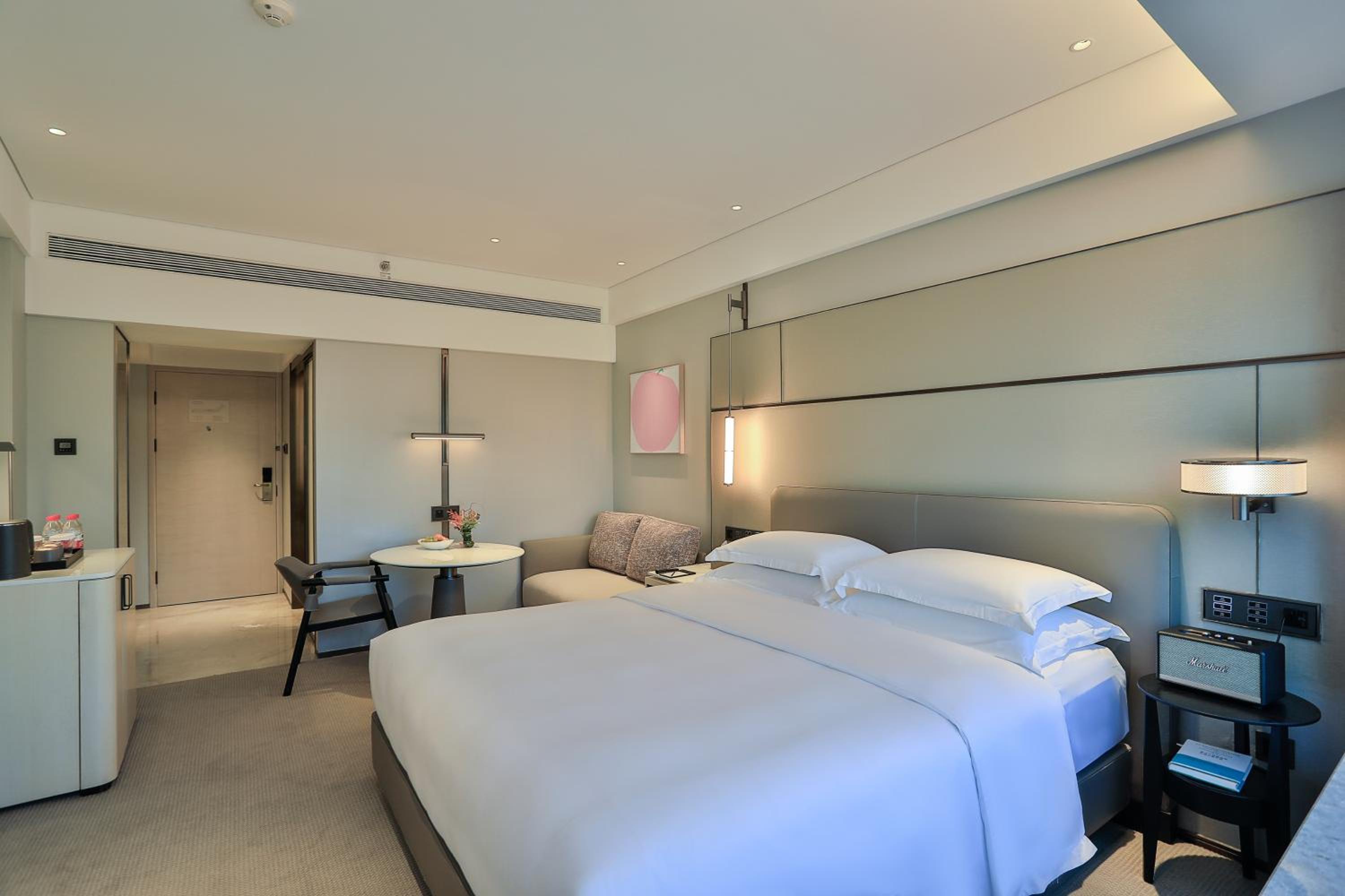 Business Queen Room - Photo 2