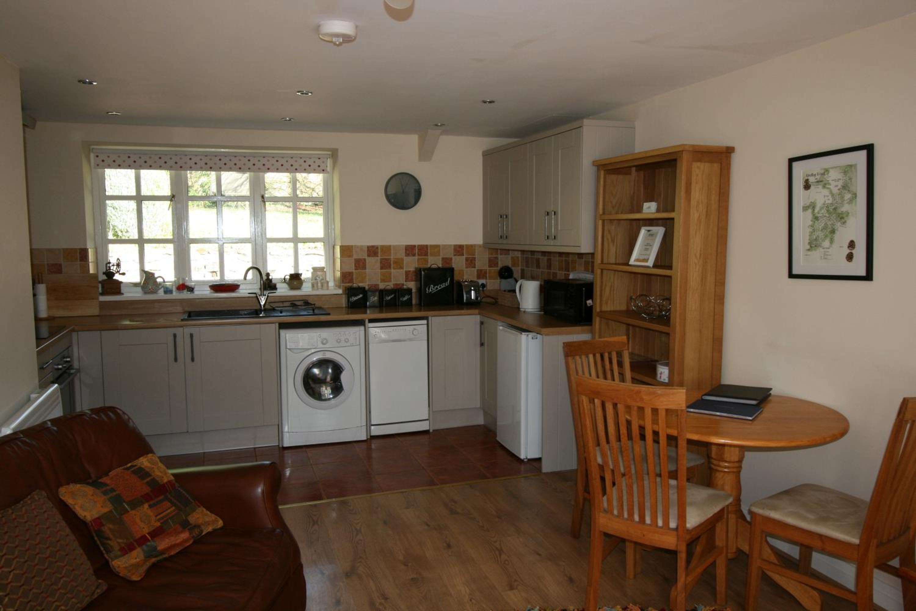 One-Bedroom House photo 2