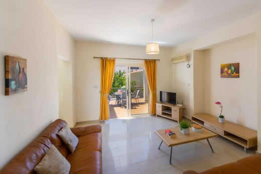 Three-Bedroom Villa photo 1