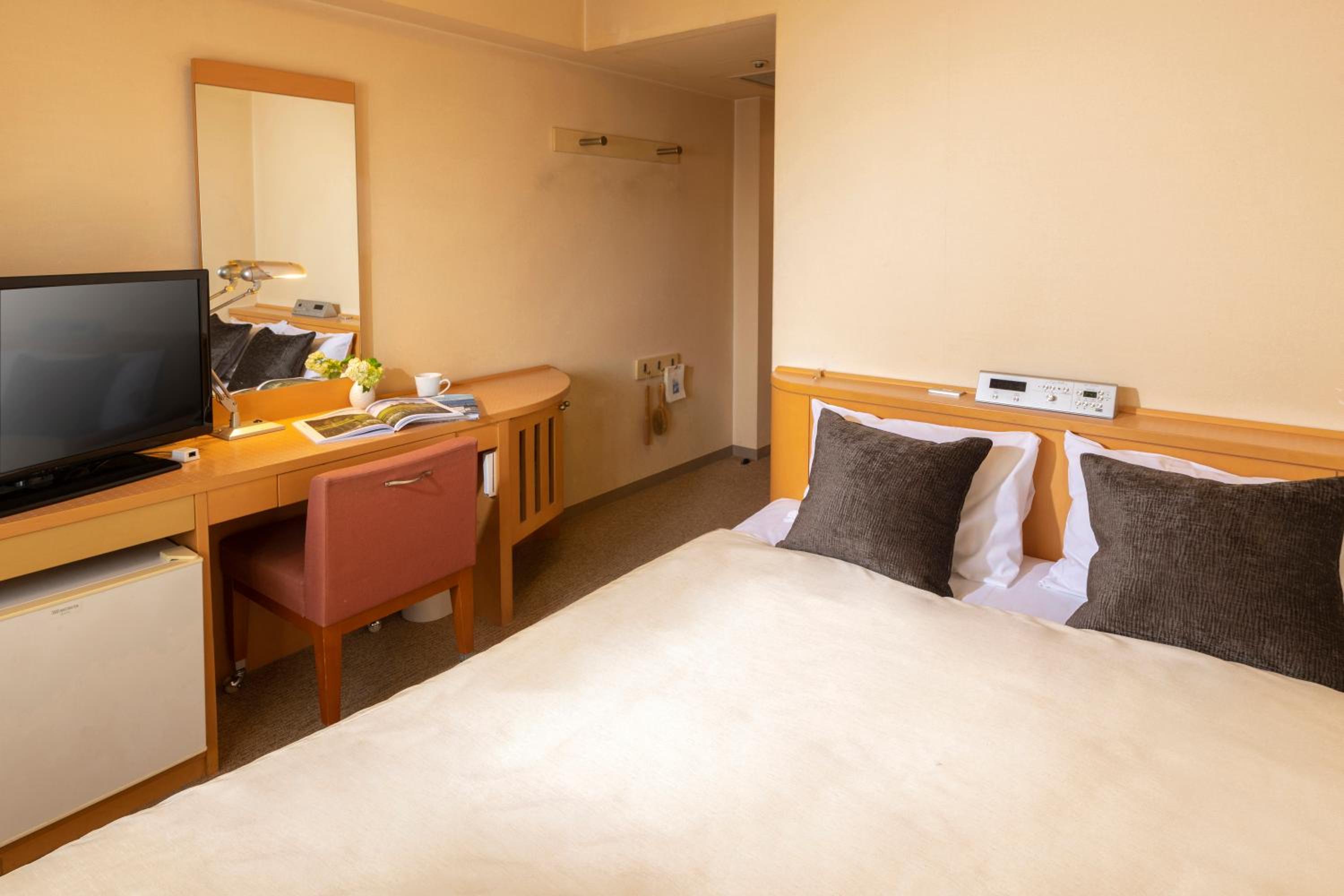 Economy Double Room - Smoking photo 1