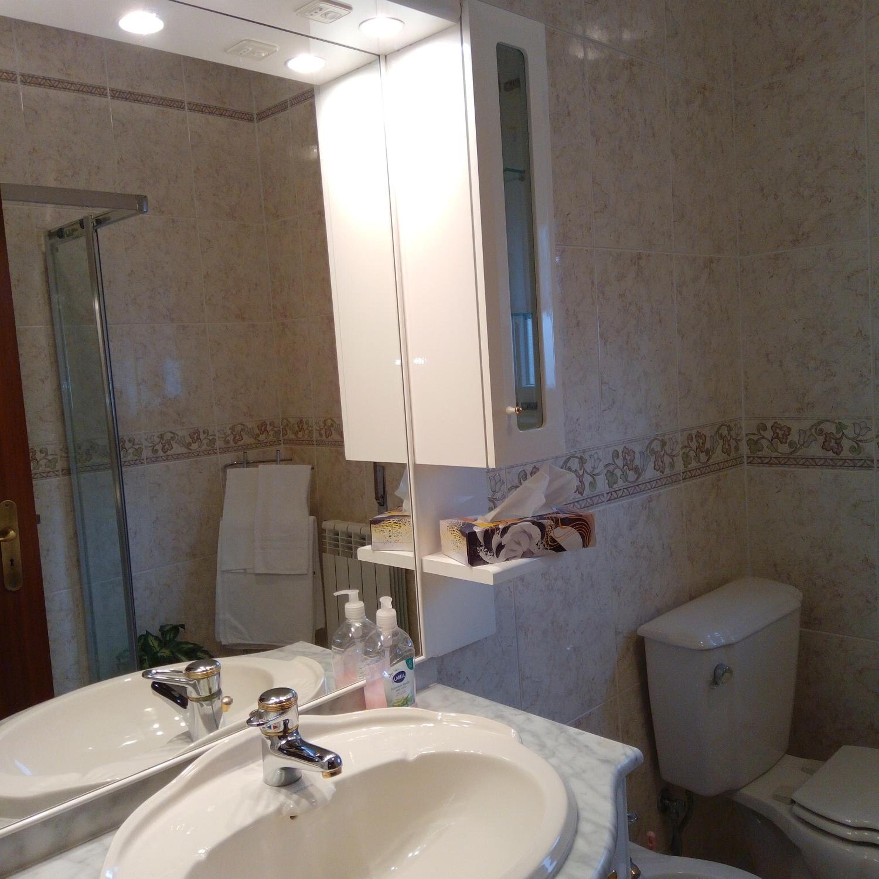One-Bedroom Apartment - Photo 5