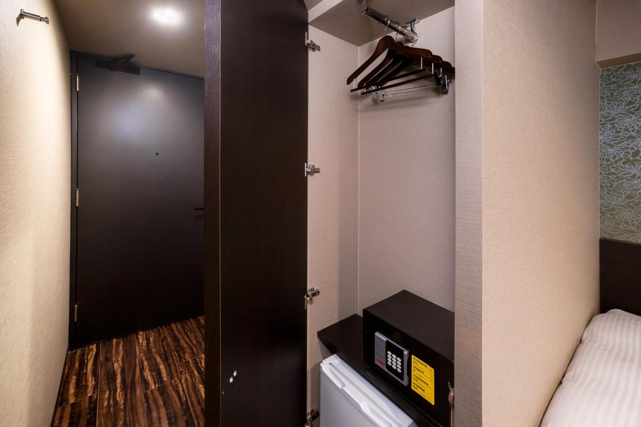 Deluxe Twin Room photo 2