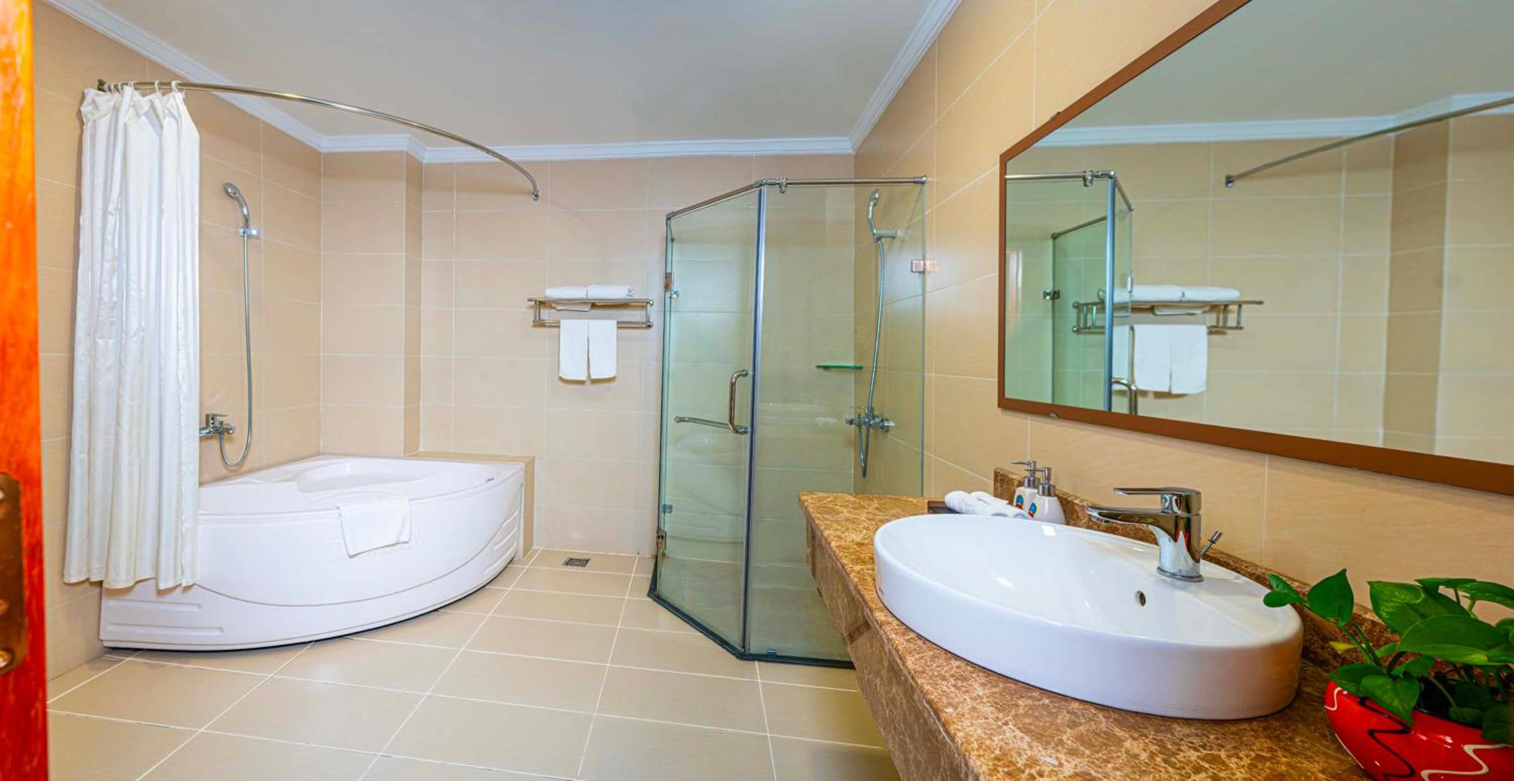 Deluxe Double Room - Photo 3