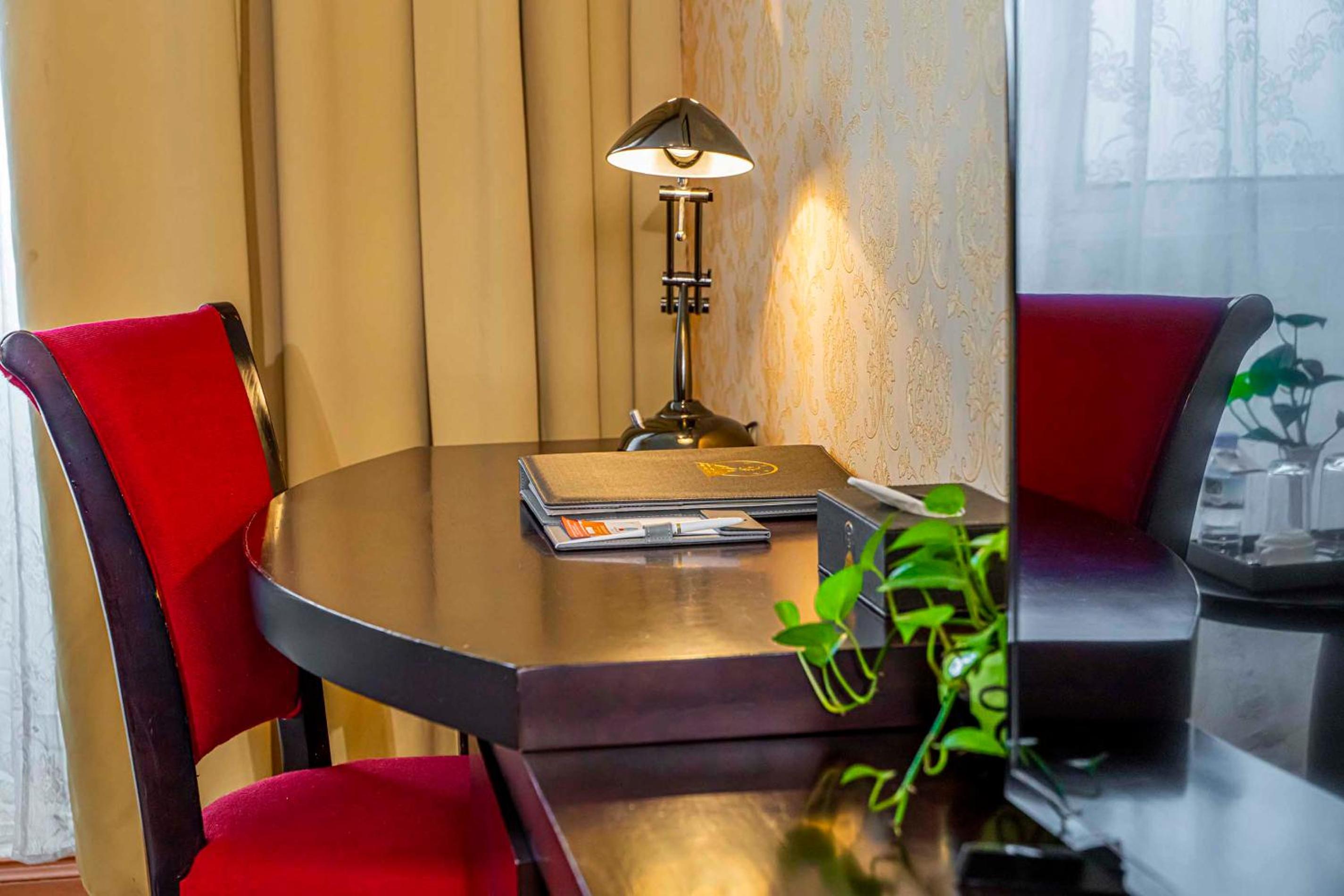 Superior Double or Twin Room - Photo 12