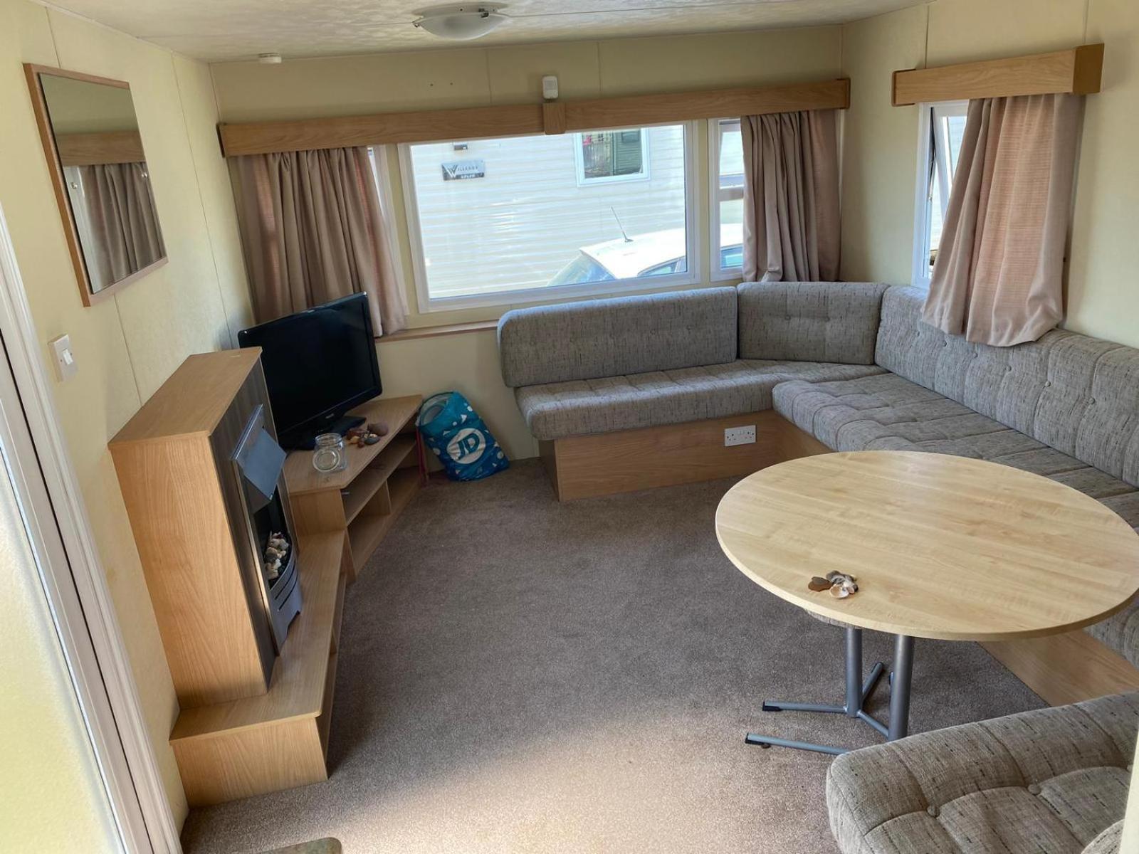 Mobile Home photo 1