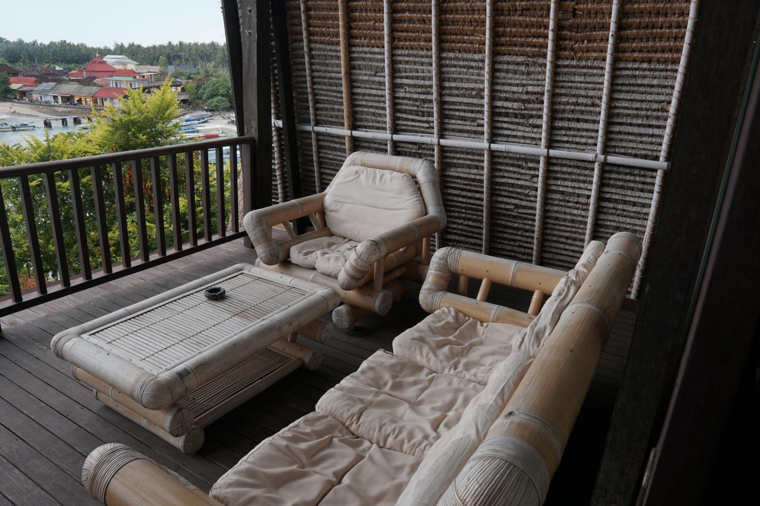 Apartment with Mountain View - Photo 9