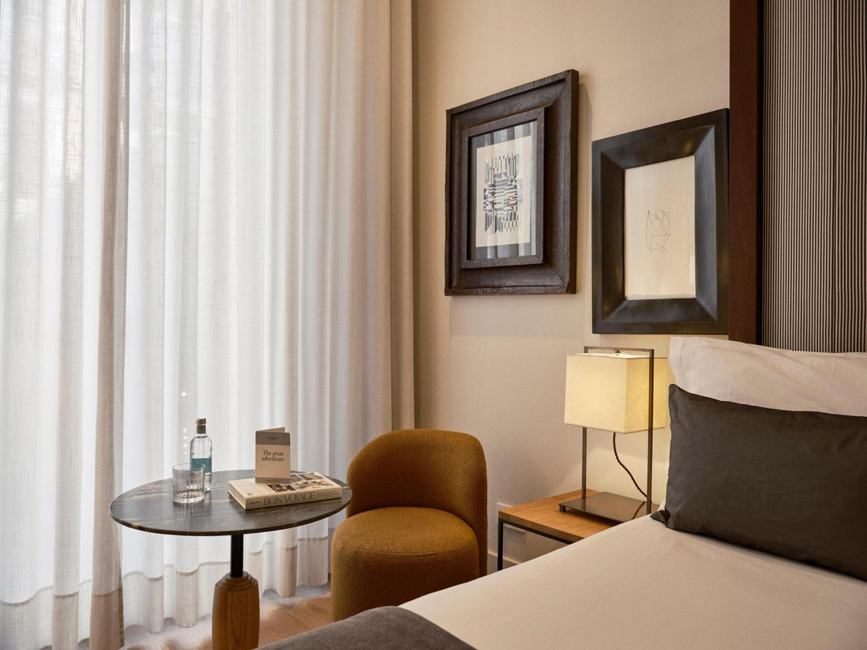 Superior Double or Twin Room (1-2 Adults) thumbnail 6