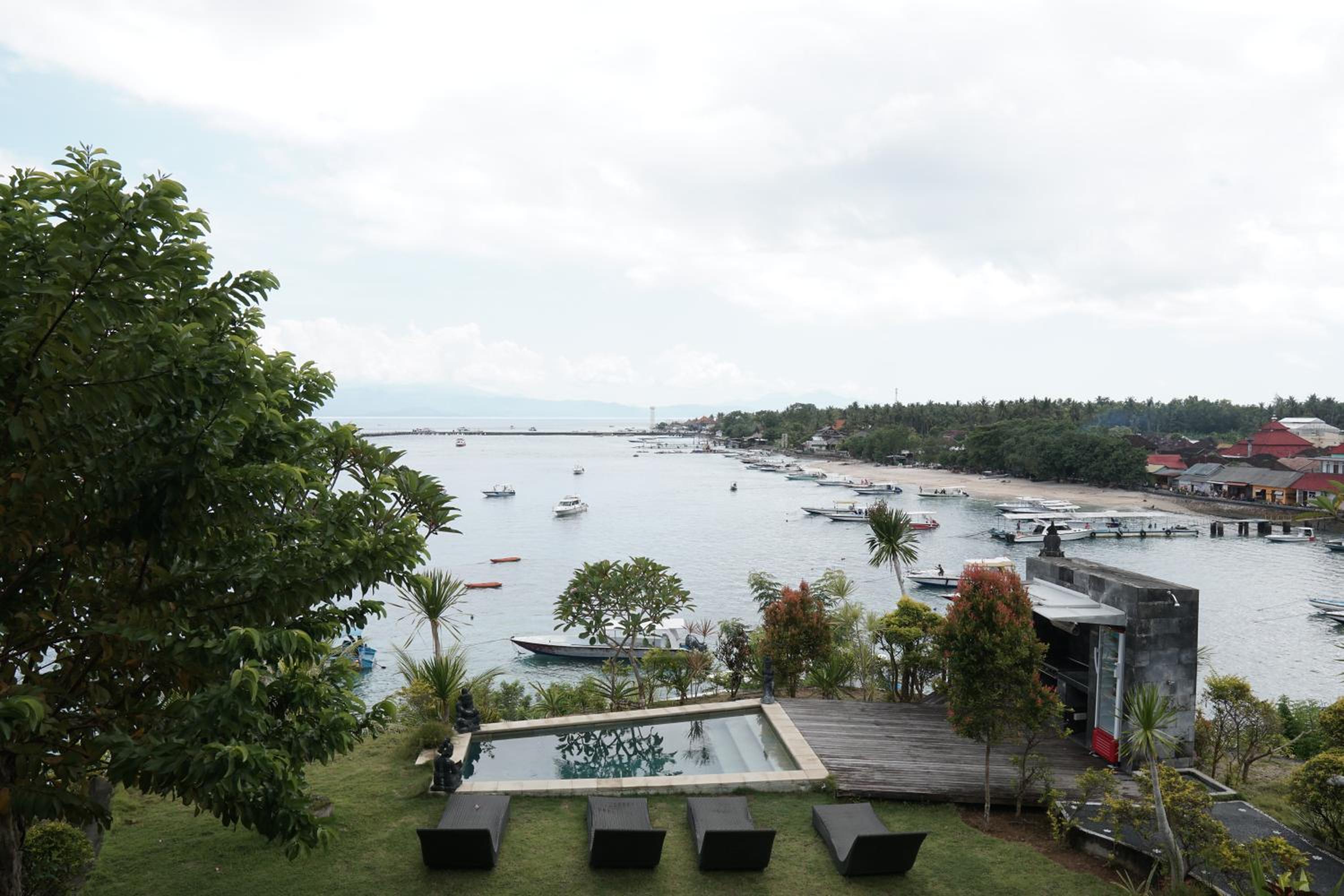 Apartment with Mountain View - Photo 8