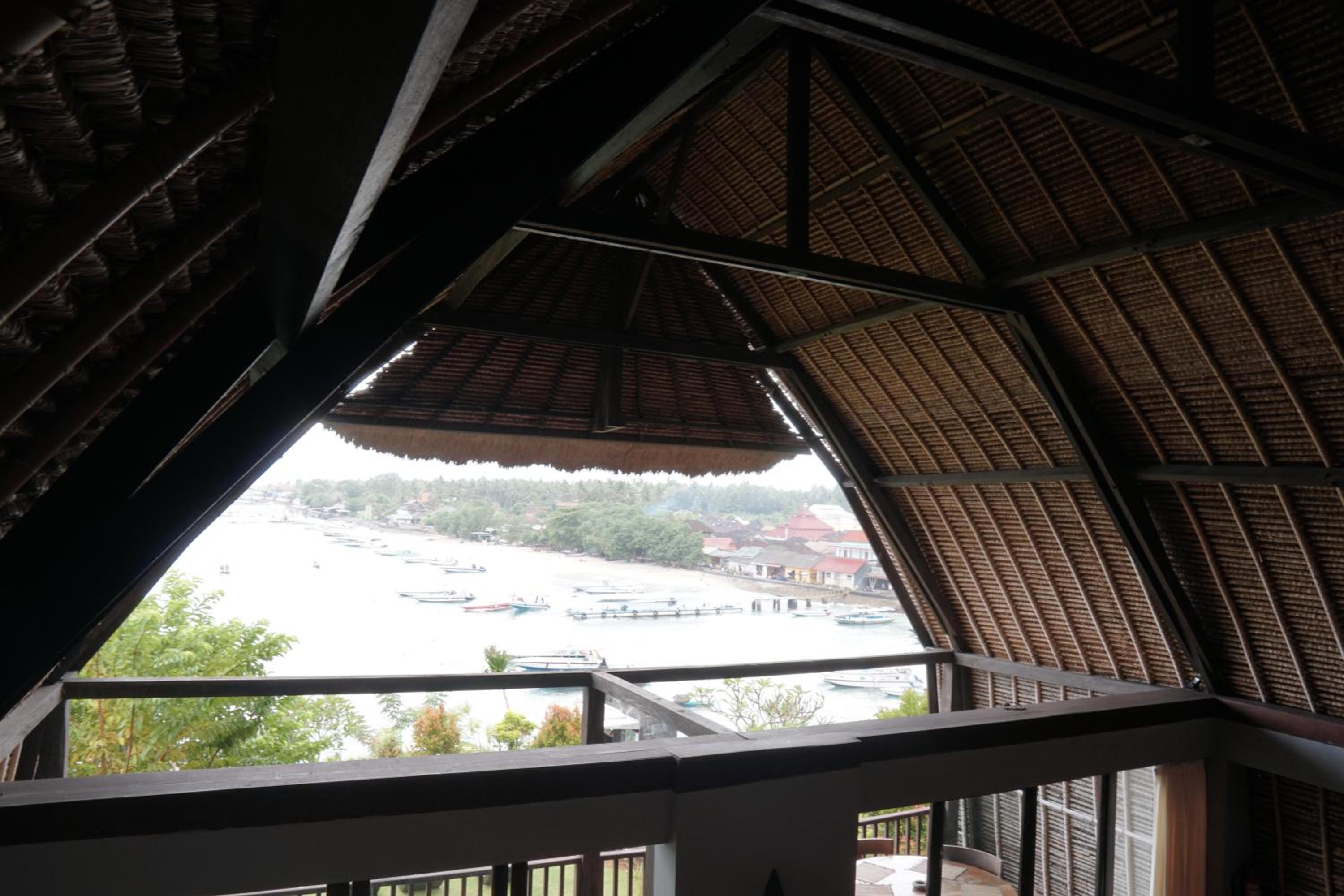 Apartment with Mountain View - Photo 24