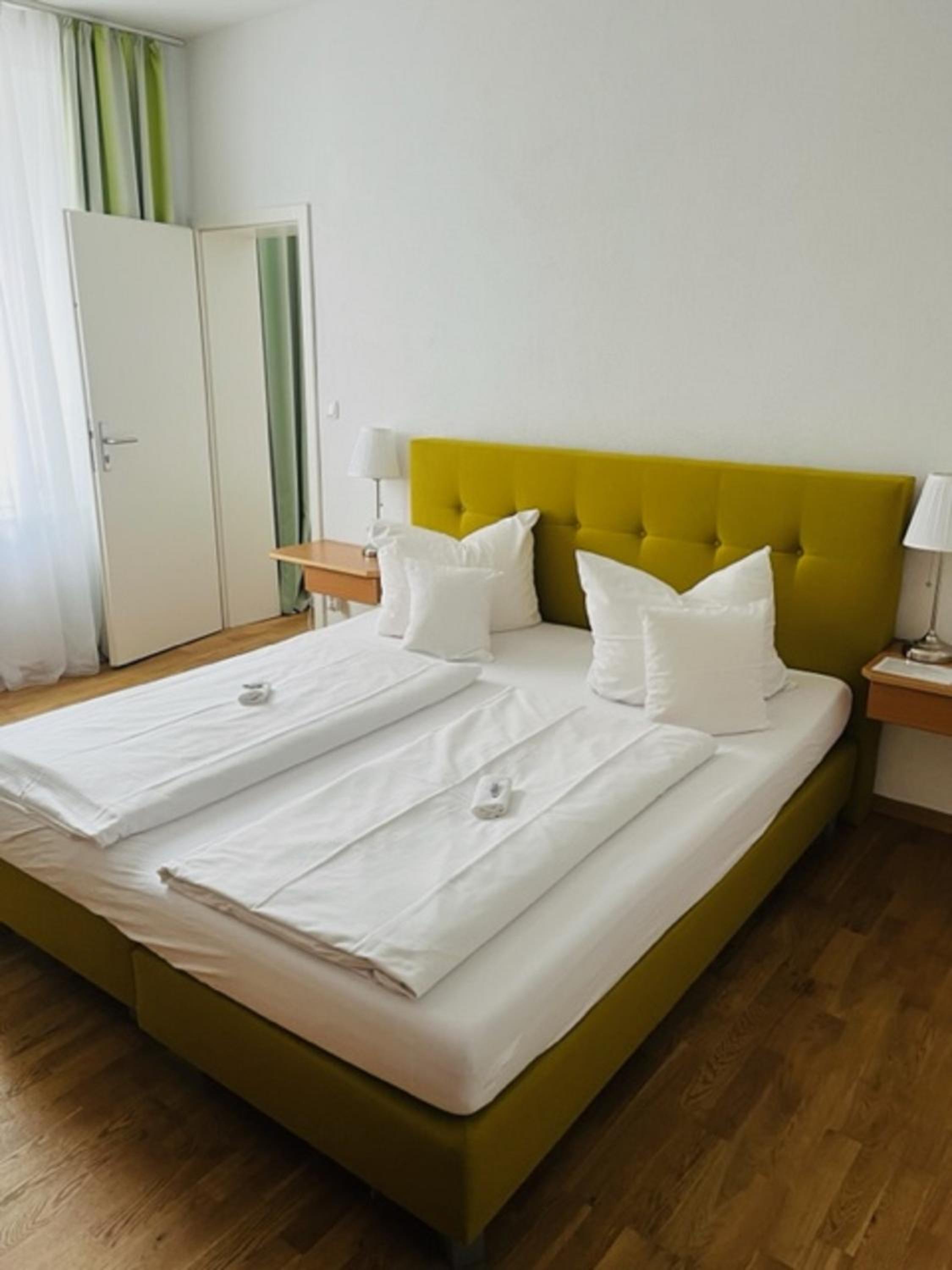 Classic Quadruple Room - Photo 5