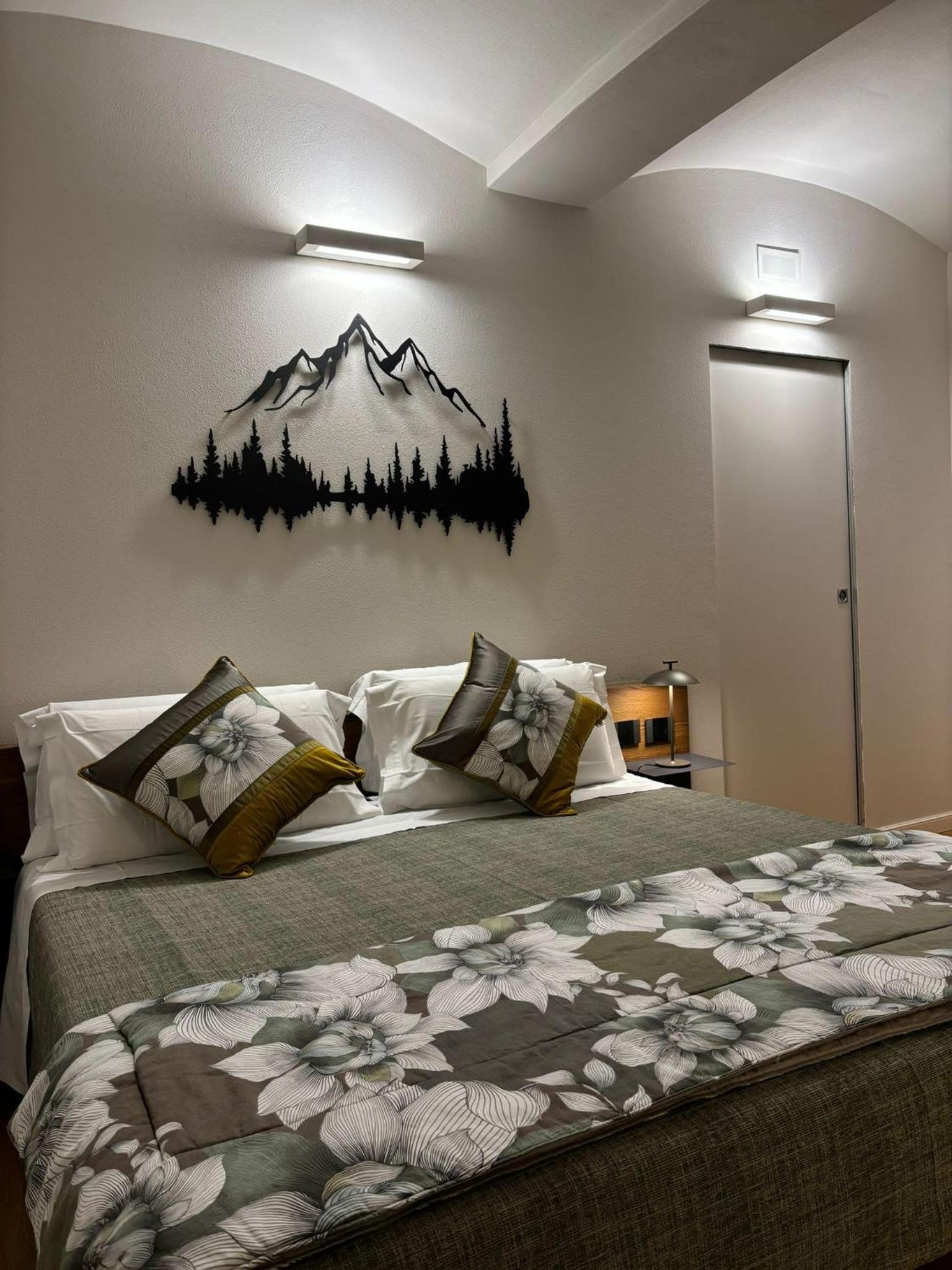Economy Double Room photo 1