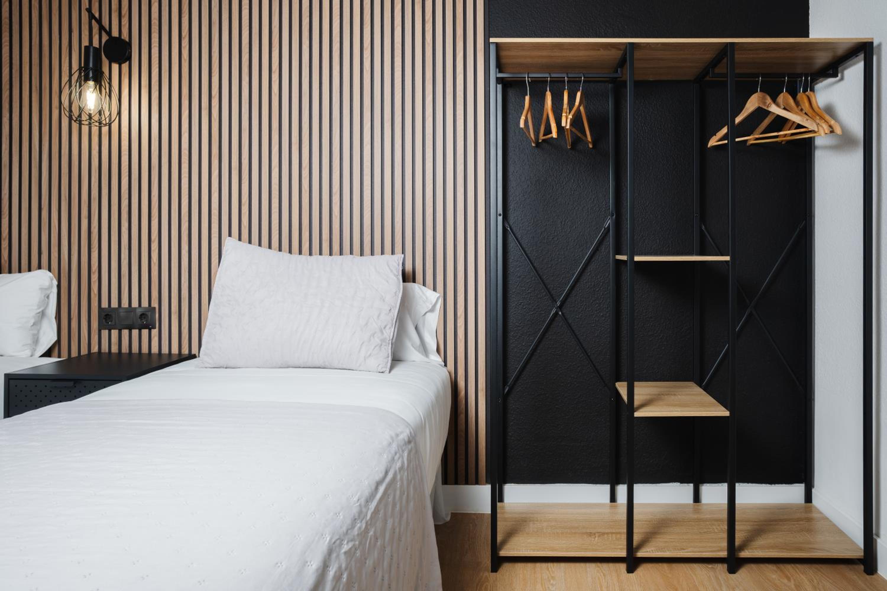 Superior Twin Room - Photo 3