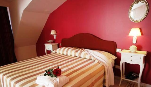 Suite - Photo 3