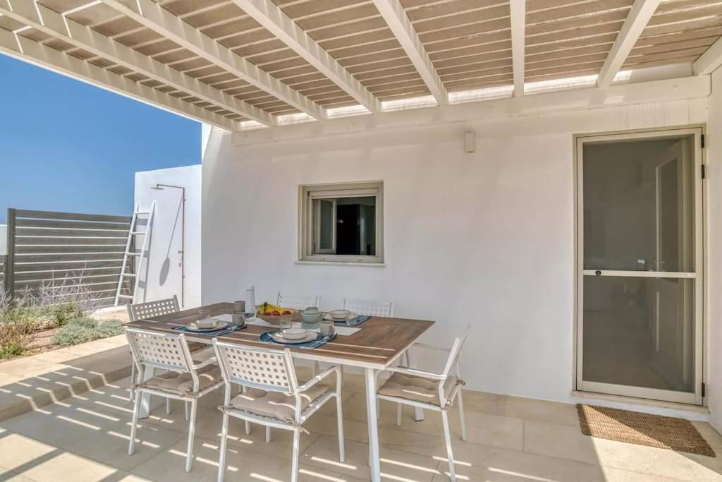 Villa with Private Pool photo 2