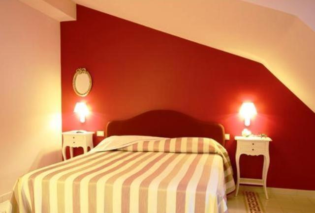 Suite - Photo 5