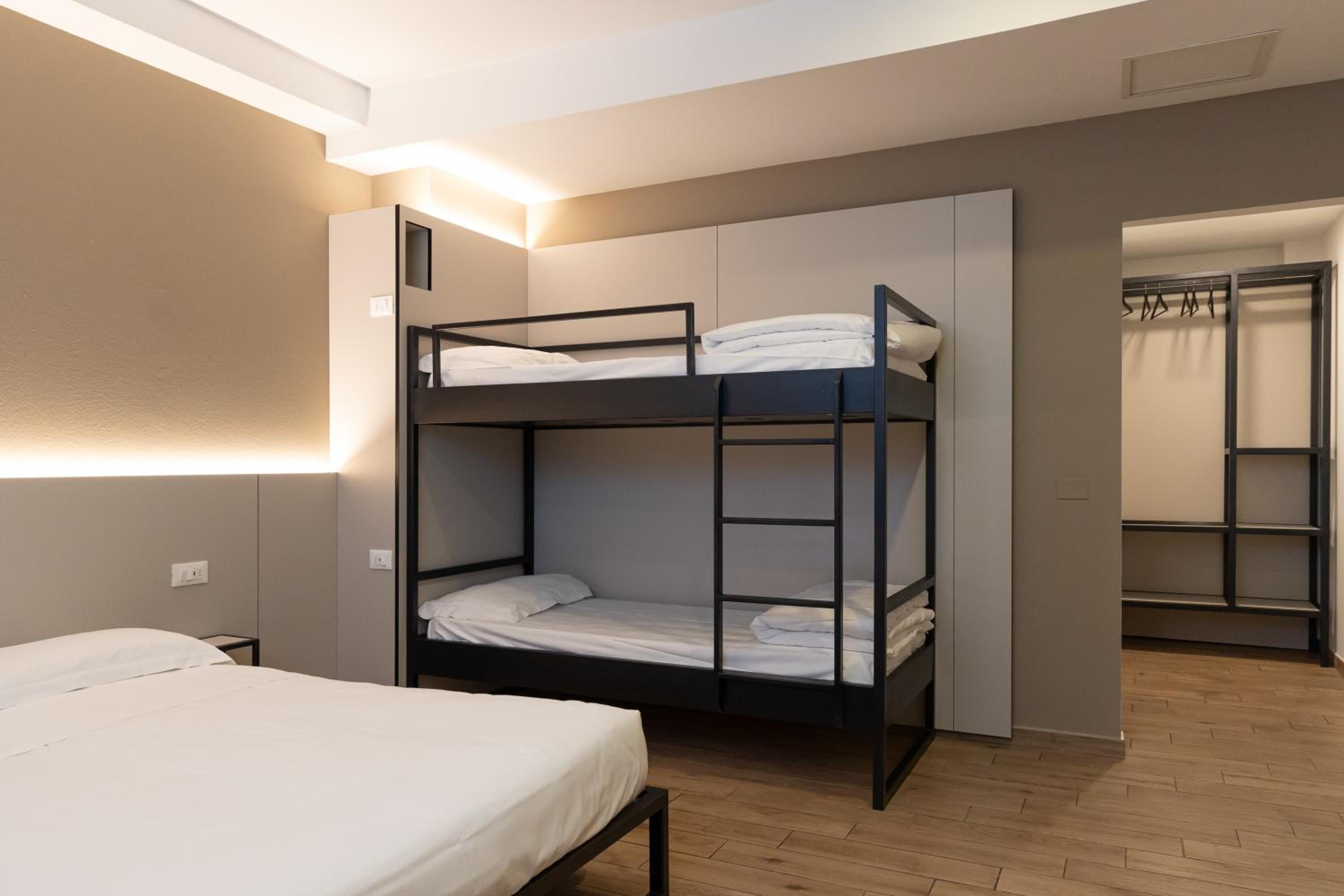 Economy Quadruple Room