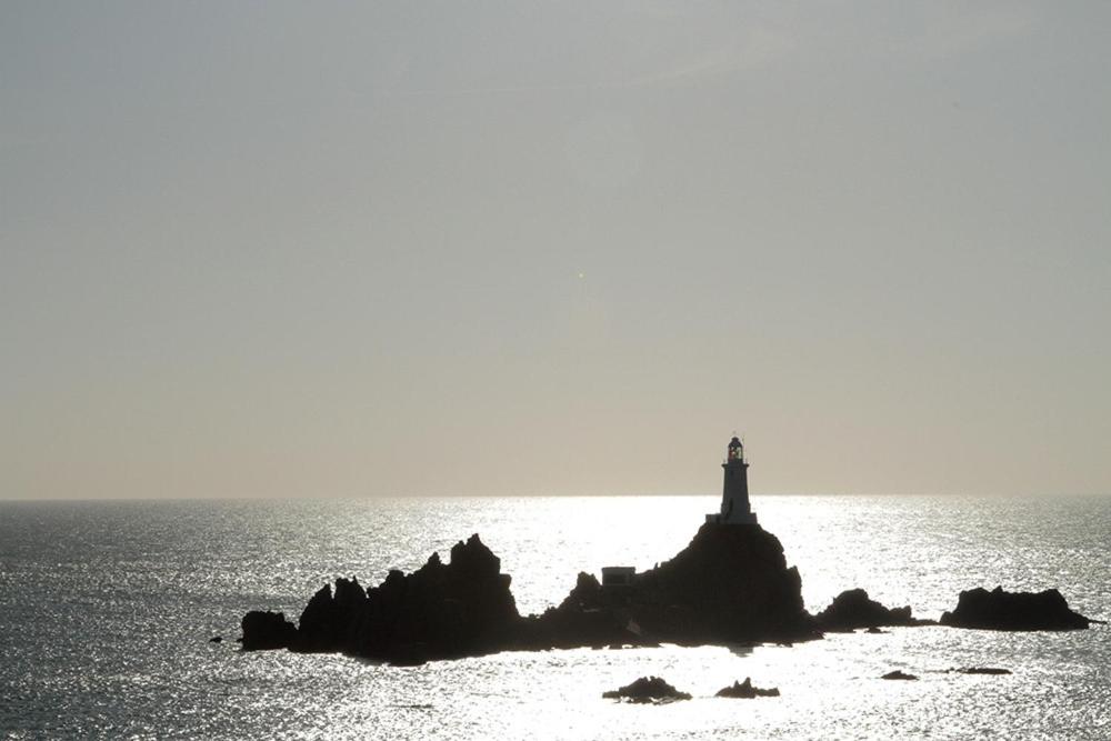 Apartment with Sea and Lighthouse View photo 3