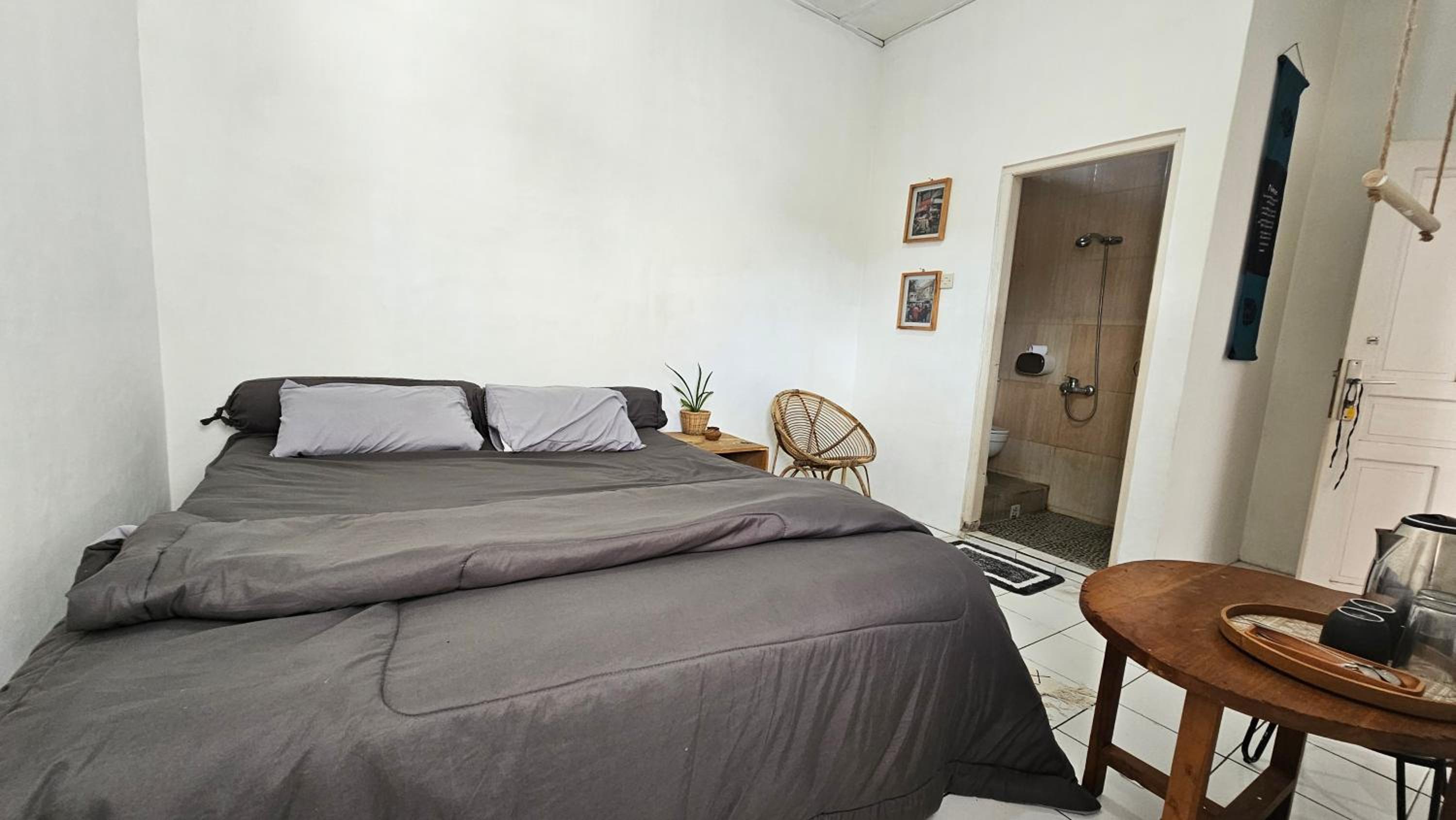 Double Room - Photo 8