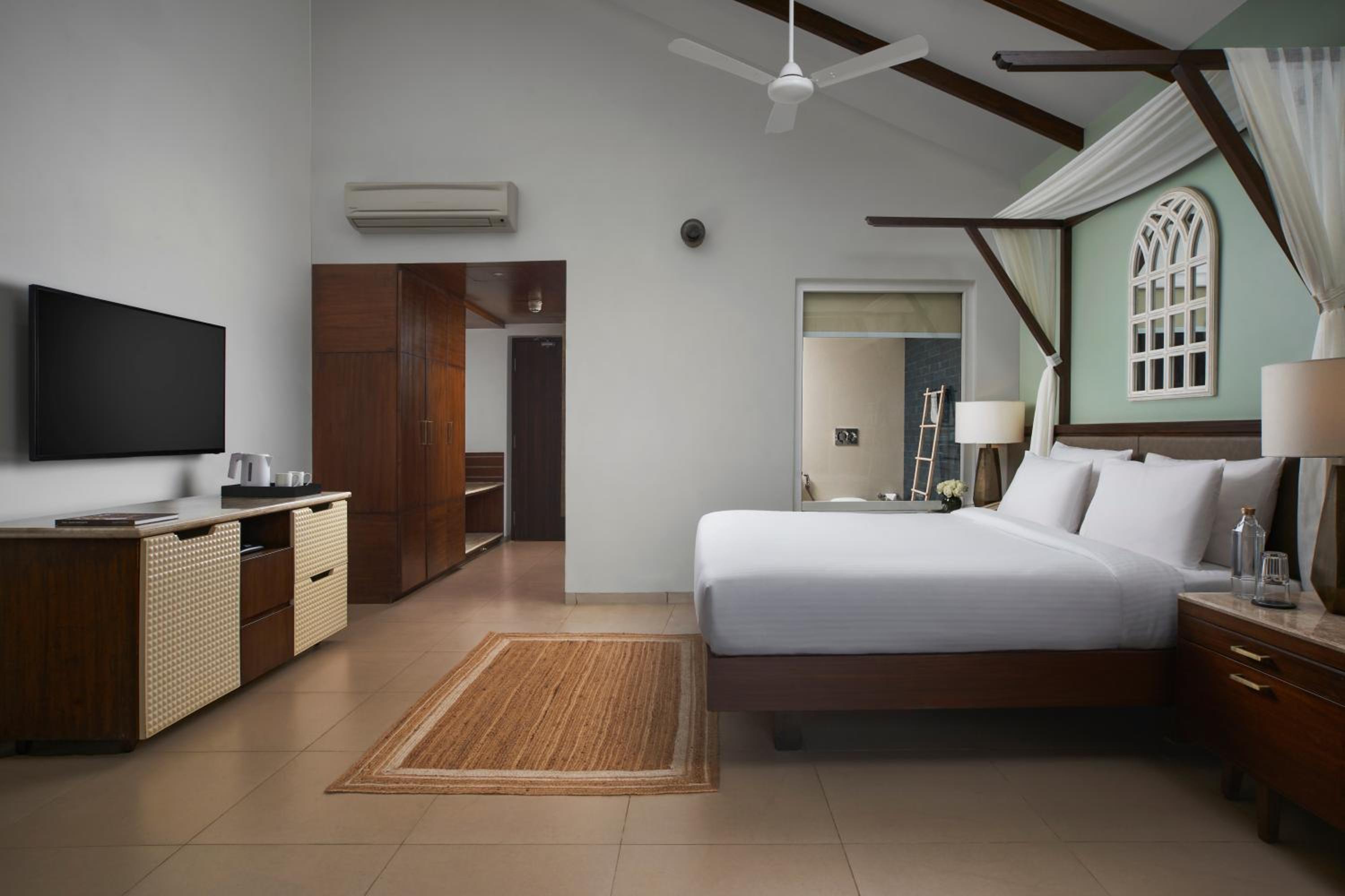 Premium Room with Bathtub - 15% off on F&B + Beer on arrival + Happy Hours (6-8PM) - Photo 7