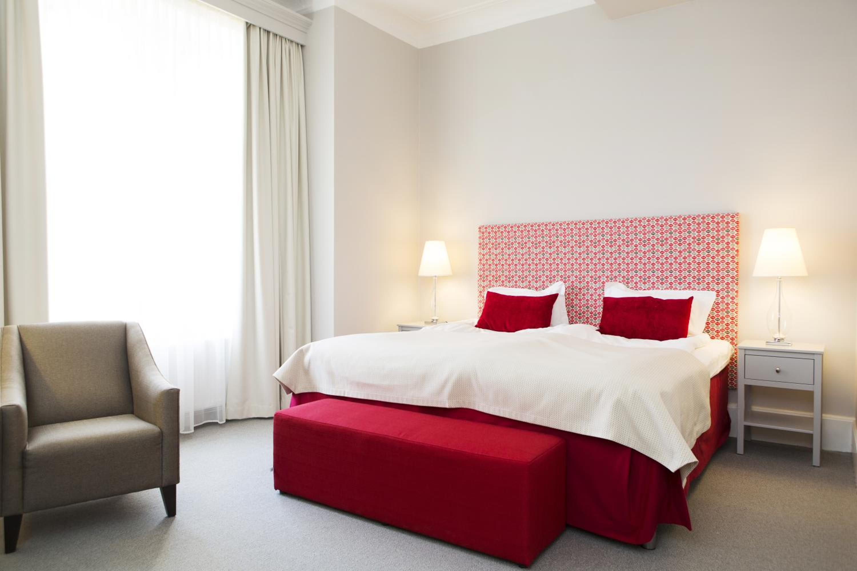 Deluxe Double or Twin Room - Photo 2