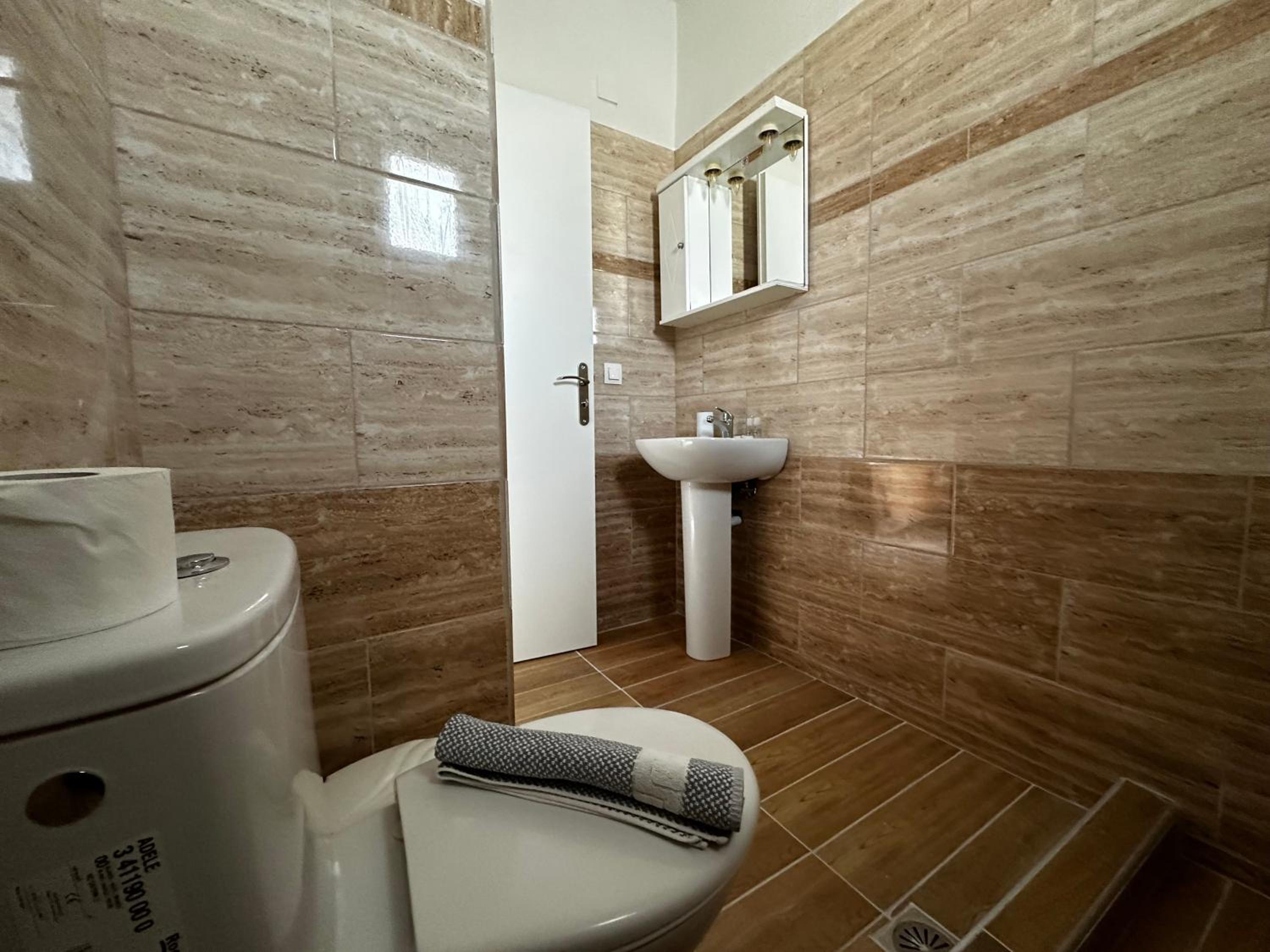 Double or Twin Room with Extra Bed photo 3