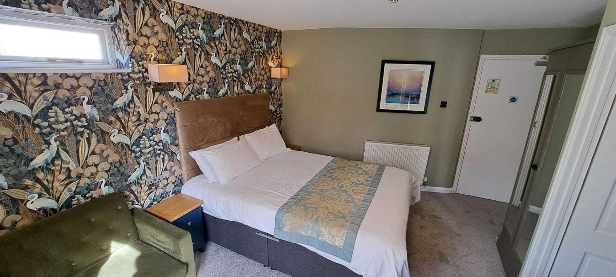 Double Room - Photo 9