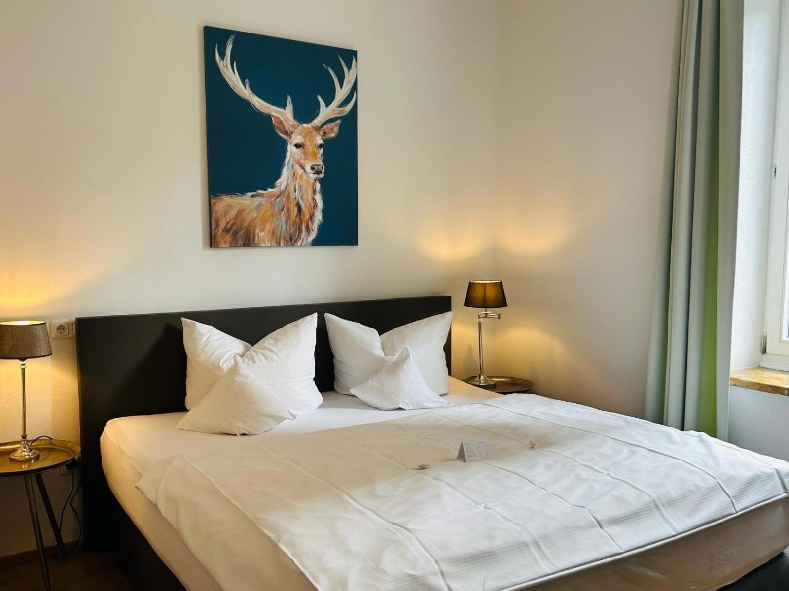 Small Double Room - Photo 6