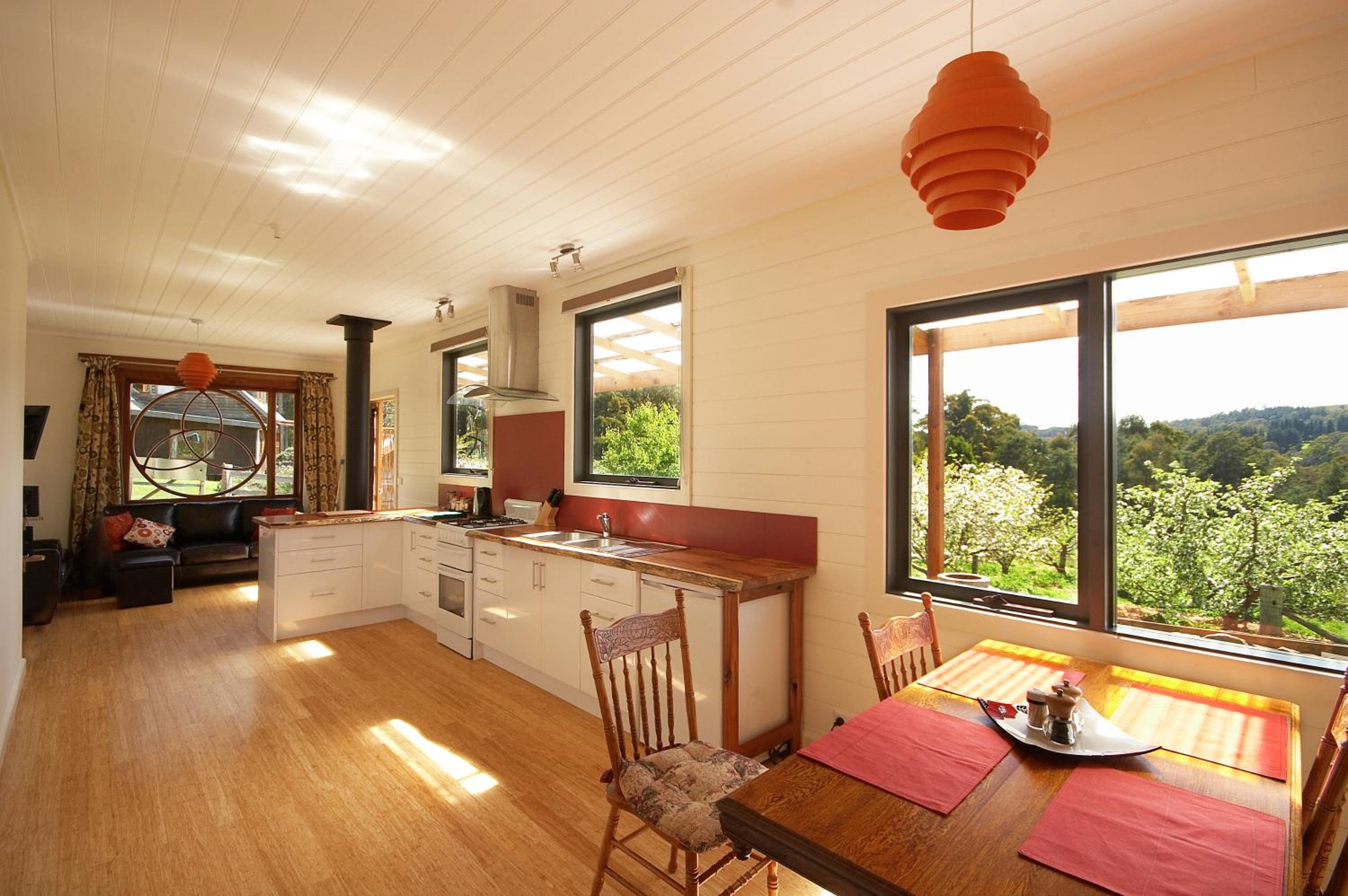 Two-Bedroom House photo 2