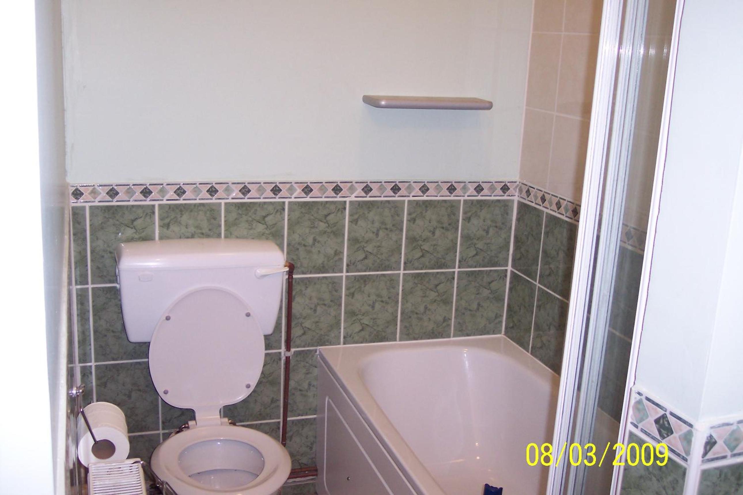 Three-Bedroom House photo 3