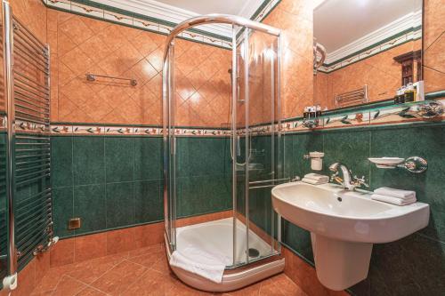 Maisonette photo 1