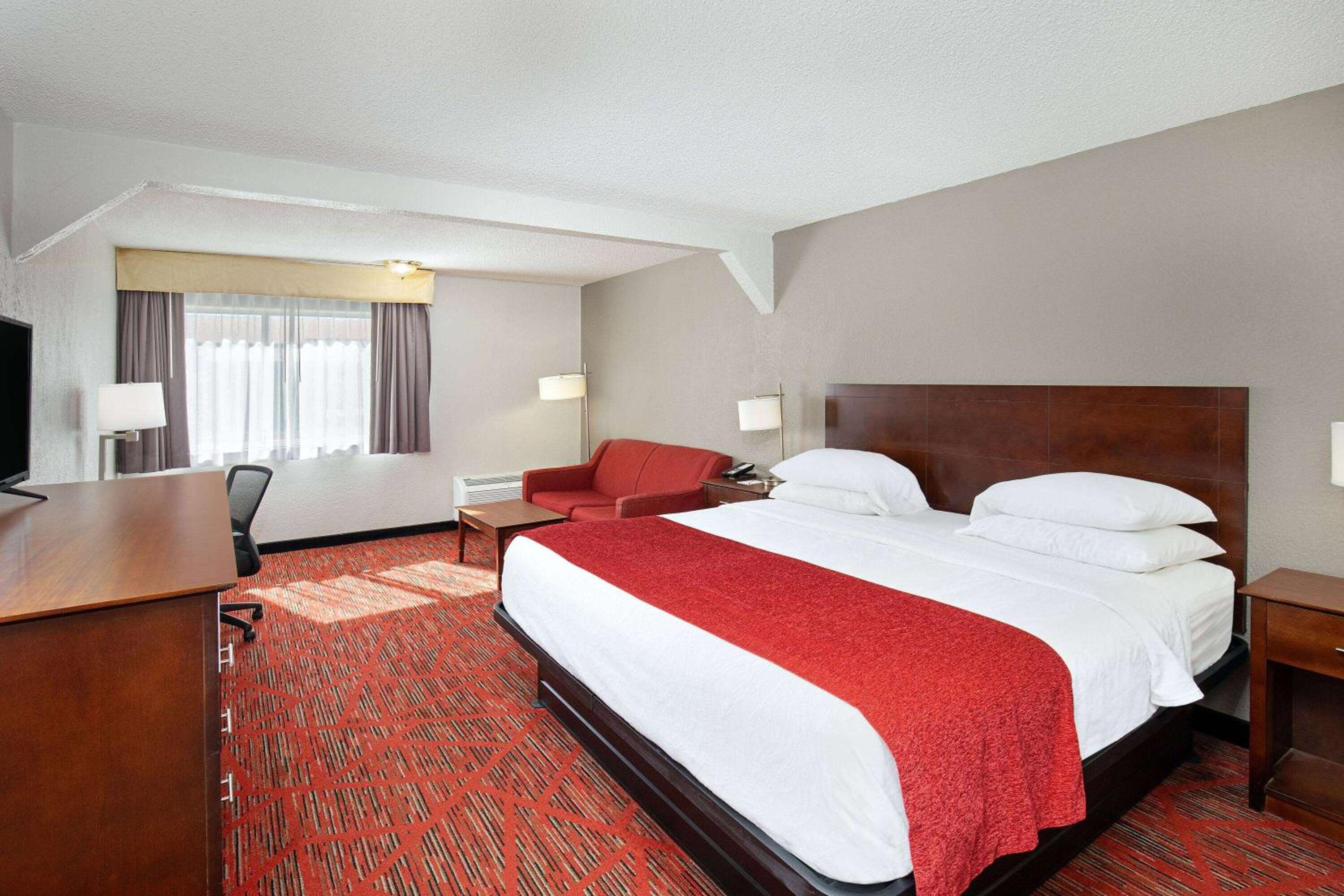 King Room - Mobility Access/Non-Smoking photo 3