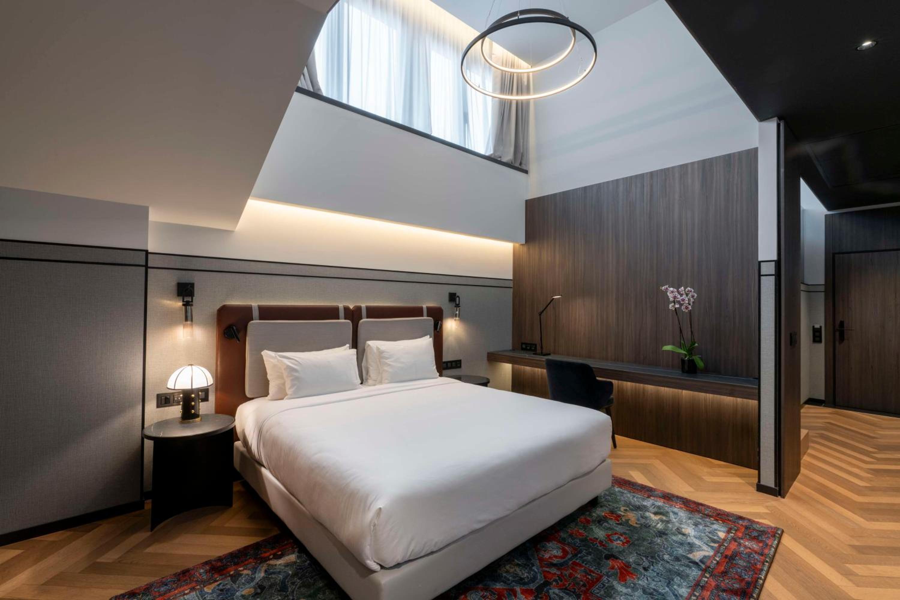 One-Bedroom Suite
