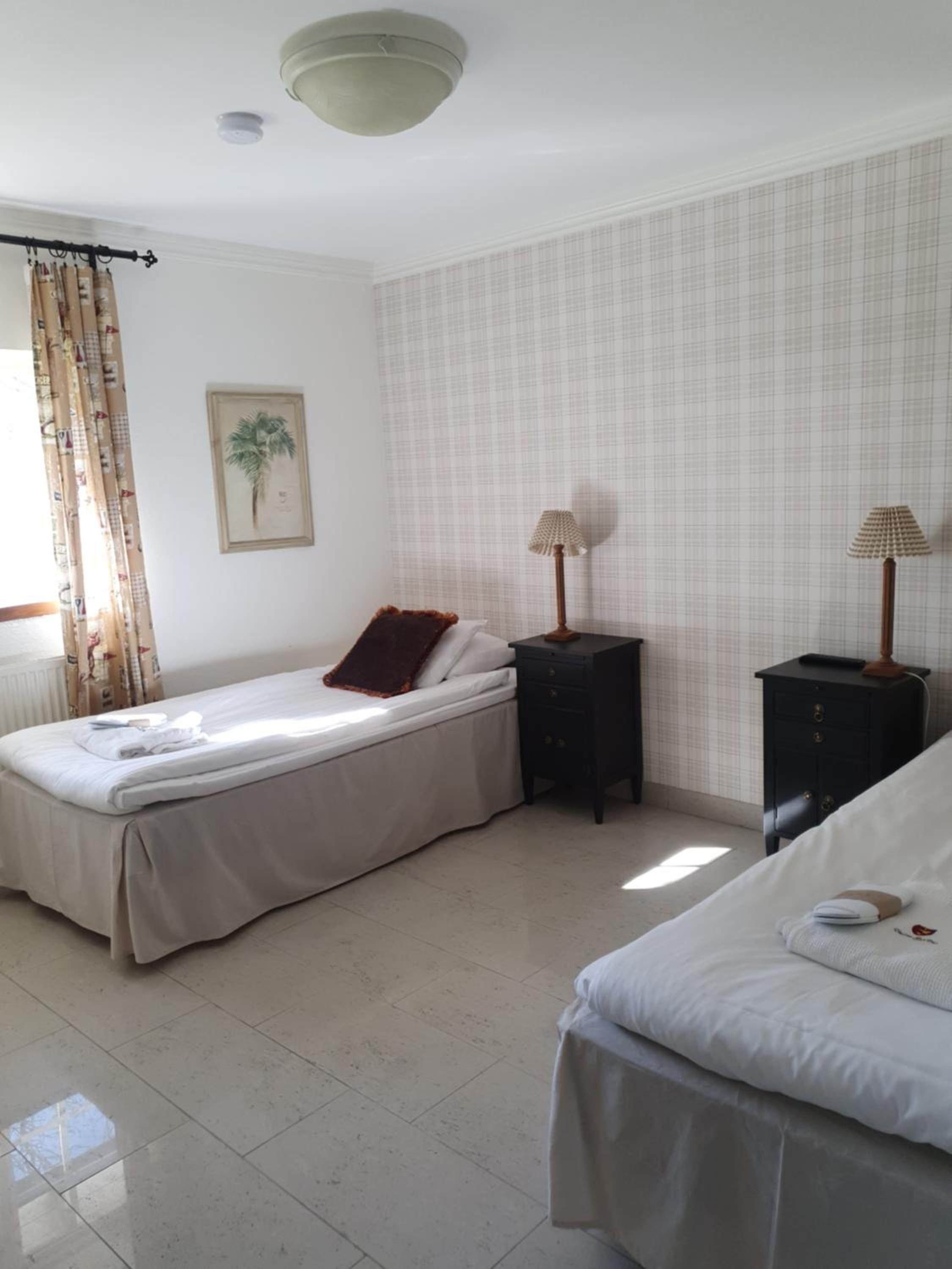 Standard Double Room - Photo 3
