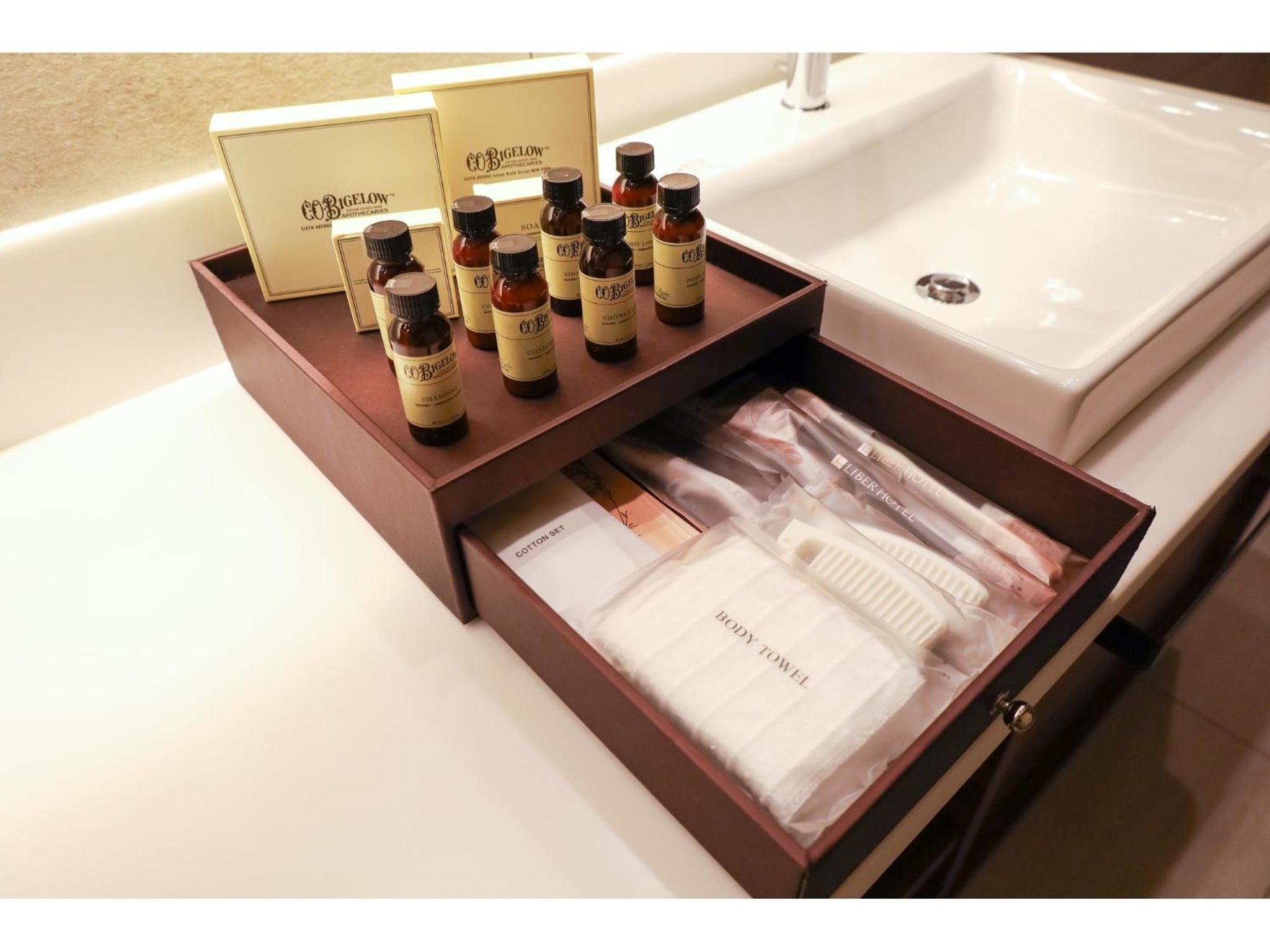 Luxury Twin Room - Photo 8